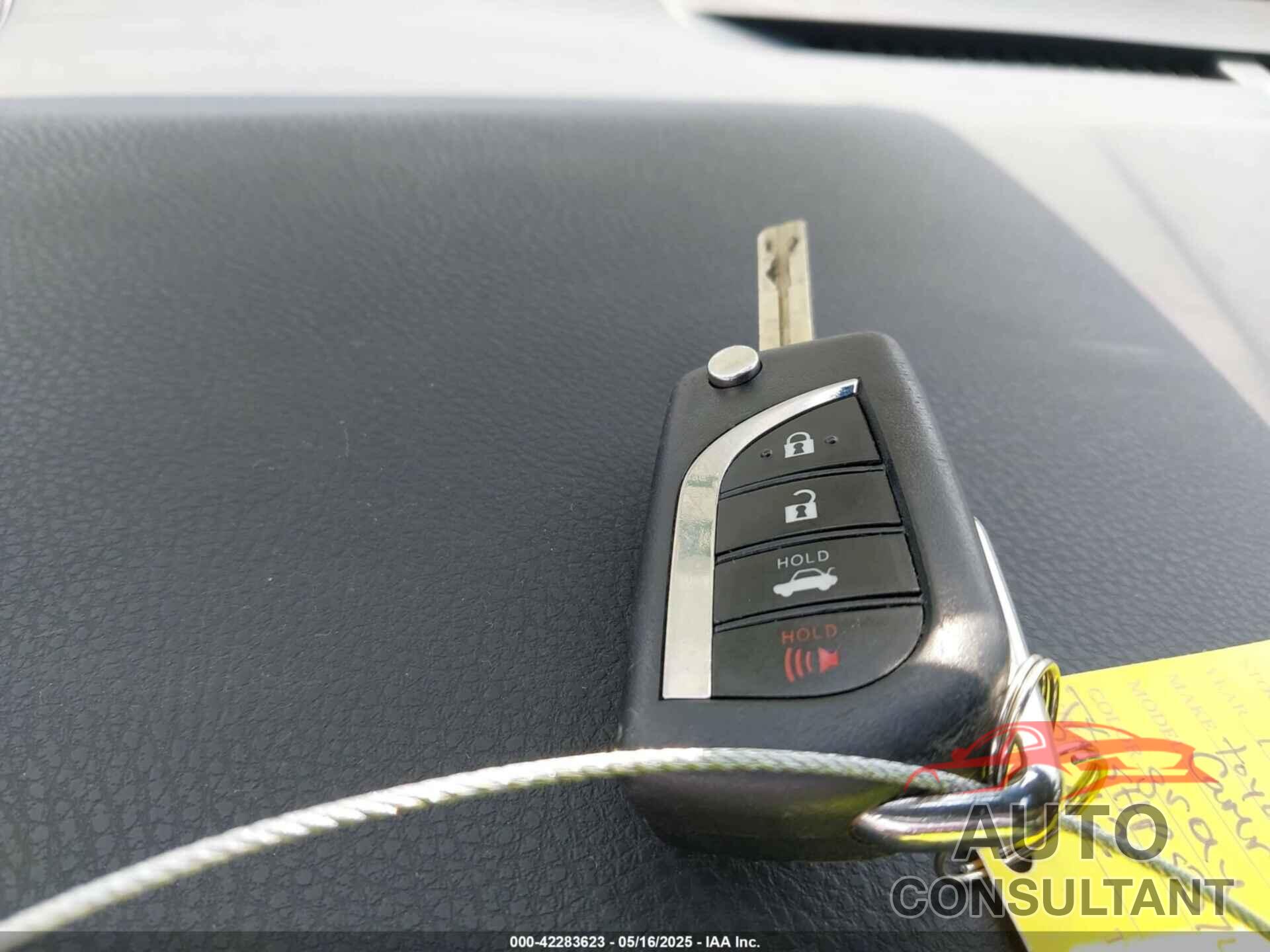 TOYOTA CAMRY 2019 - 4T1B11HK3KU268999