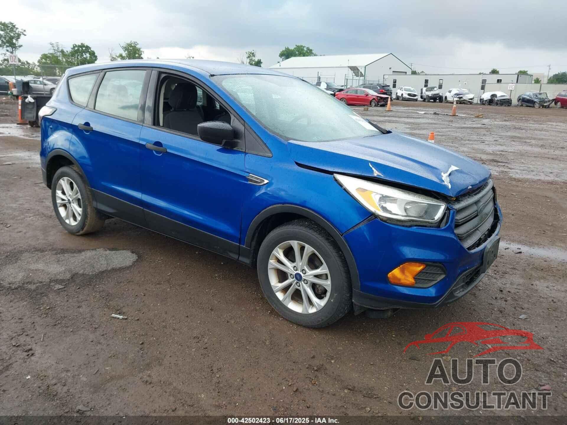 FORD ESCAPE 2017 - 1FMCU0F72HUE68205