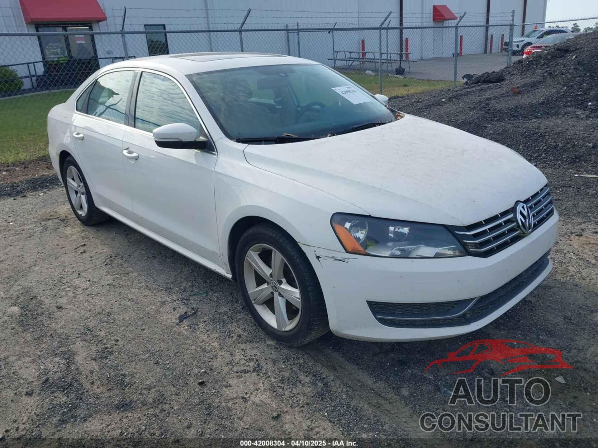VOLKSWAGEN PASSAT 2013 - 1VWBN7A34DC053488