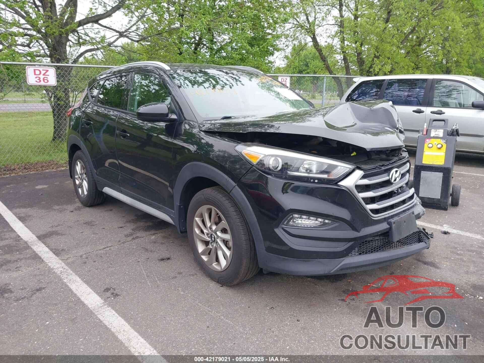 HYUNDAI TUCSON 2017 - KM8J3CA44HU524797