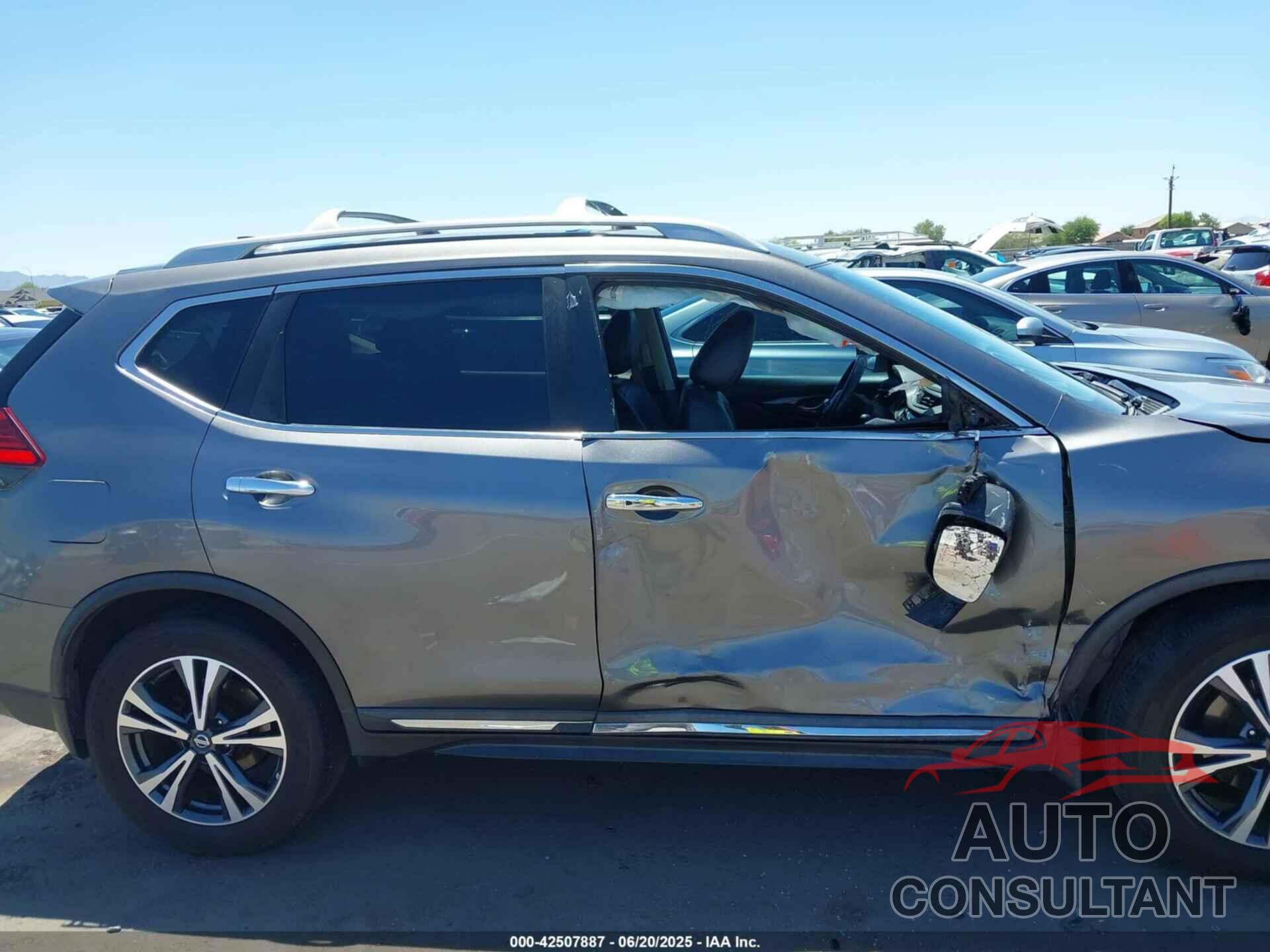 NISSAN ROGUE 2017 - 5N1AT2MT1HC866601