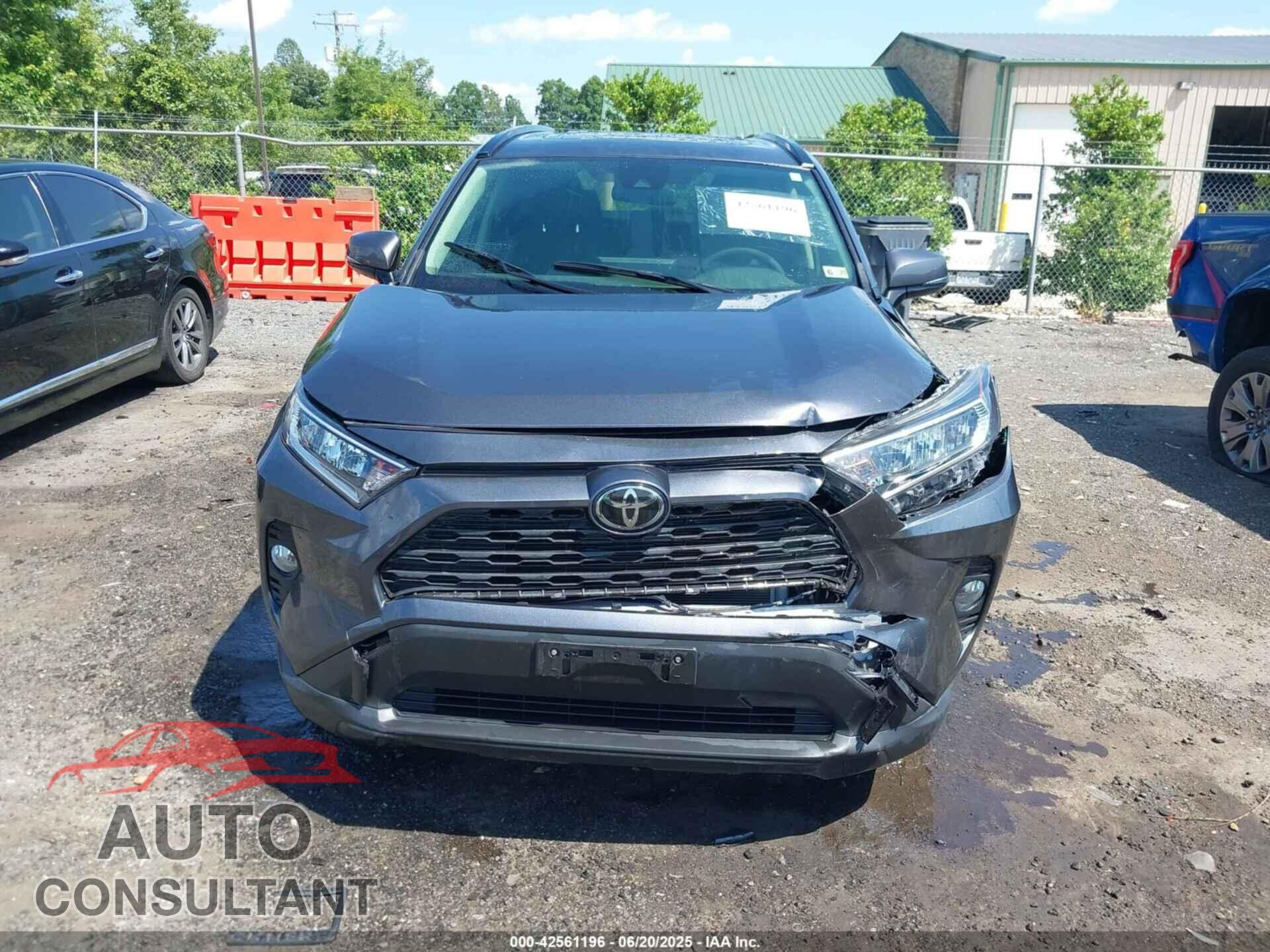 TOYOTA RAV4 2019 - JTMP1RFV2KD012987