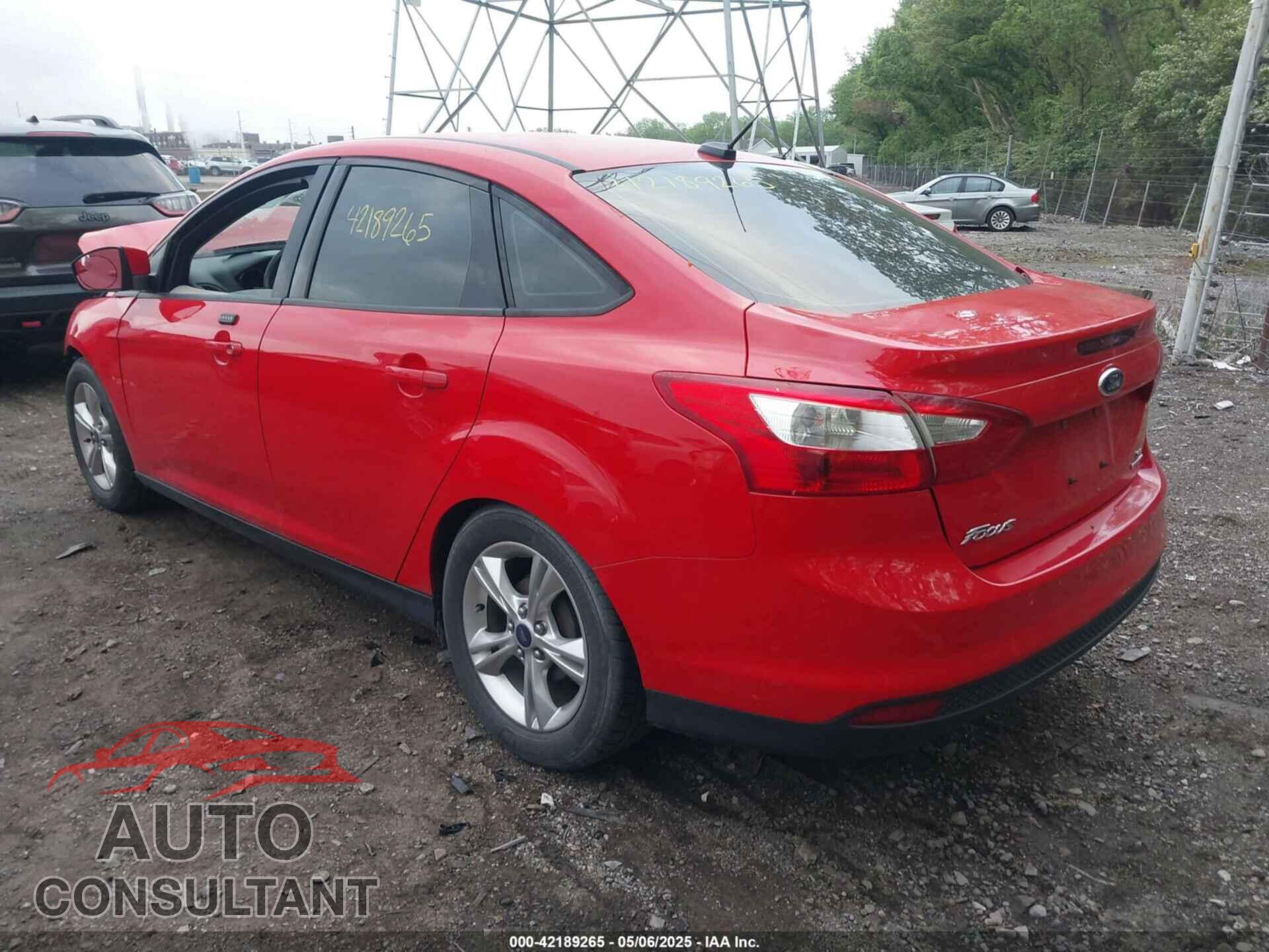 FORD FOCUS 2014 - 1FADP3F20EL196122