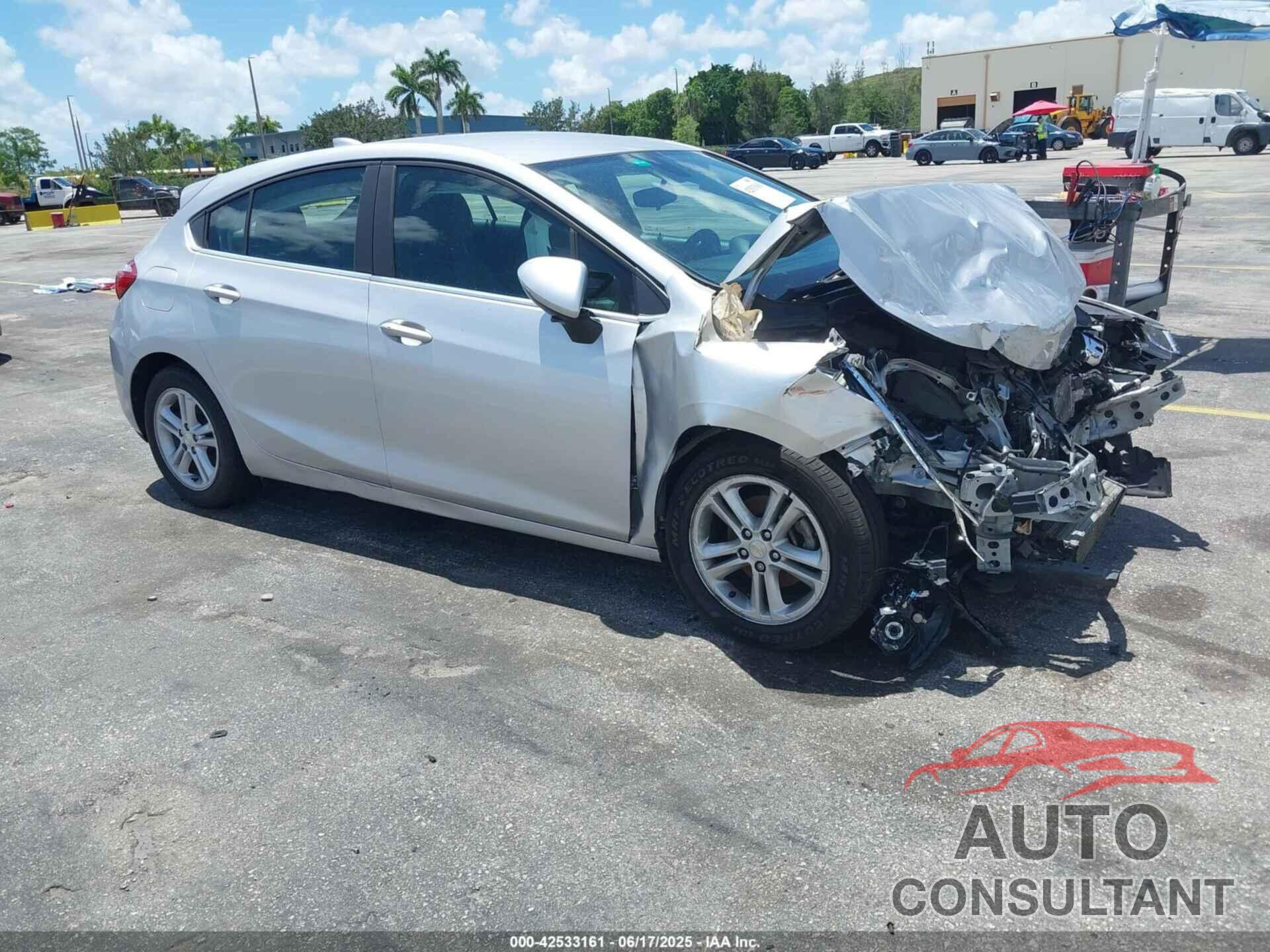CHEVROLET CRUZE 2017 - 3G1BE6SM8HS566935