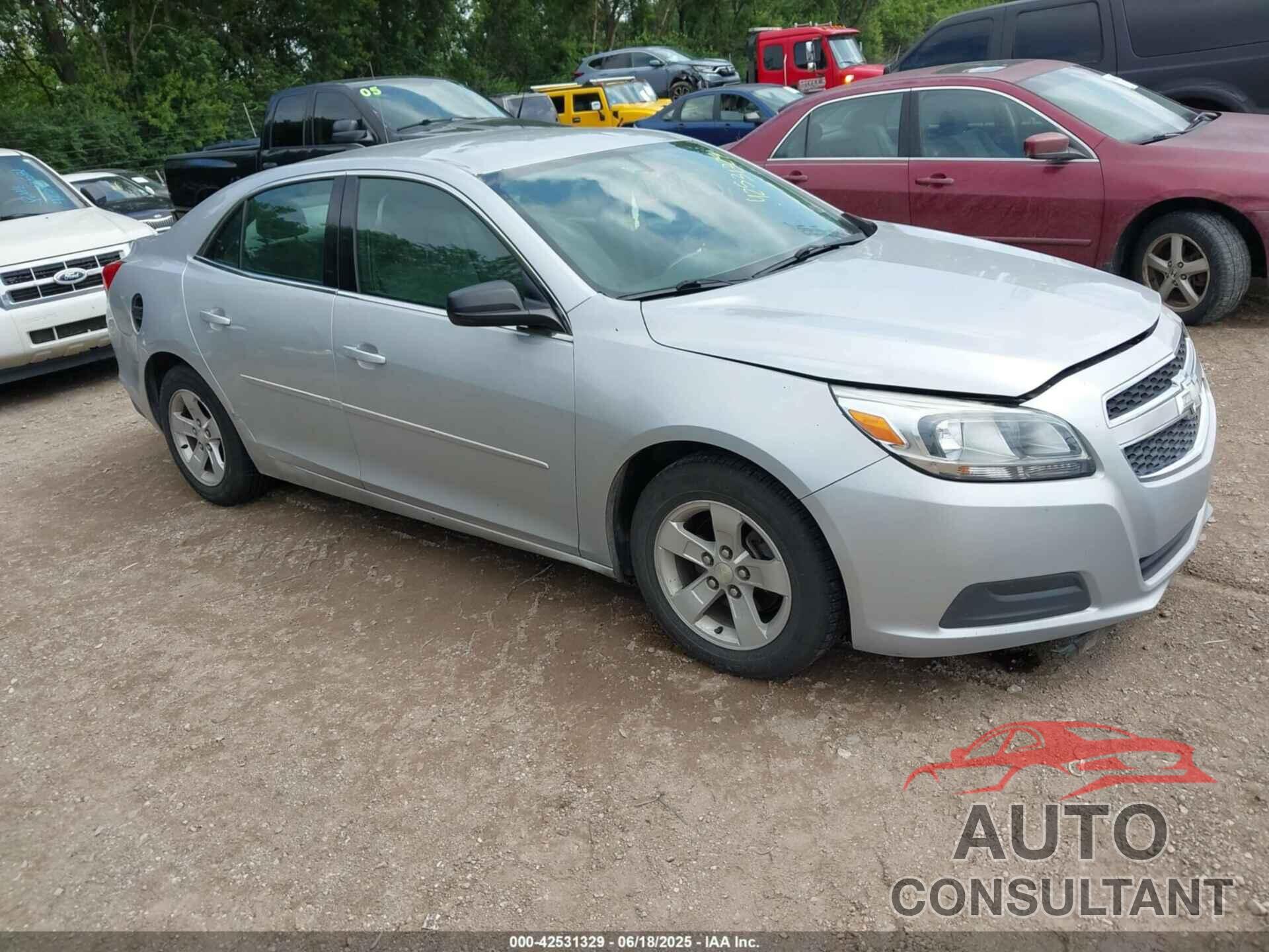 CHEVROLET MALIBU 2013 - 1G11B5SA3DF354267