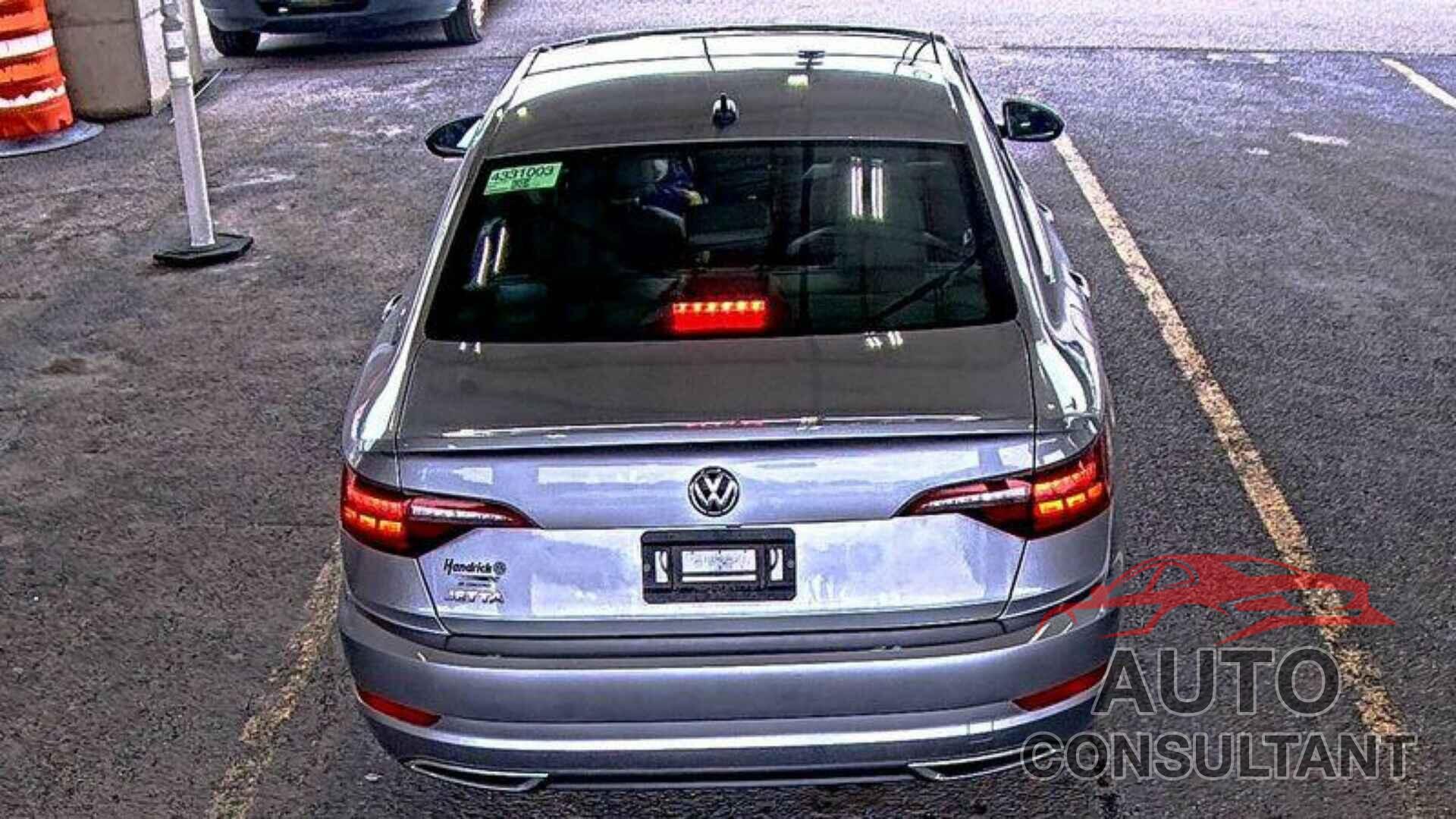 VOLKSWAGEN JETTA 2021 - 3VWC57BU2MM082658