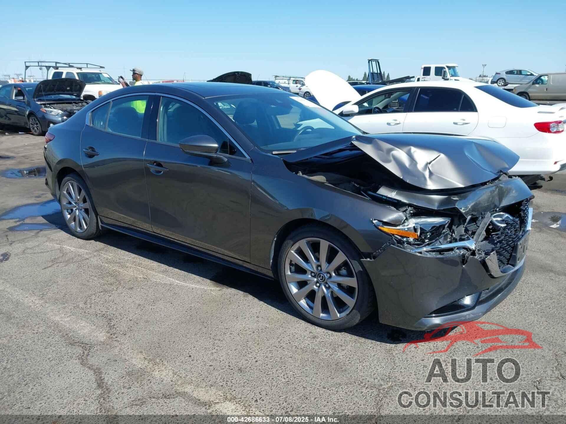 MAZDA MAZDA3 2019 - 3MZBPACMXKM100077