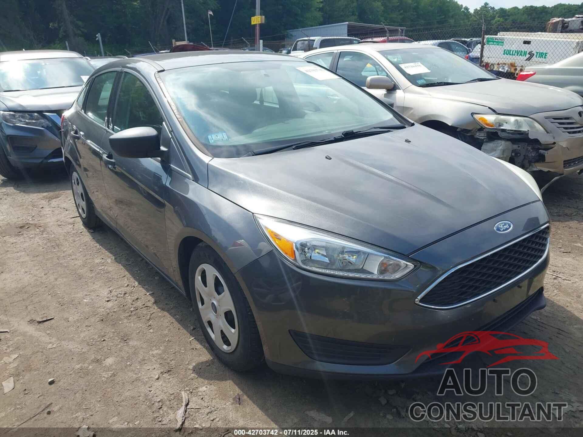 FORD FOCUS 2016 - 1FADP3E25GL367452
