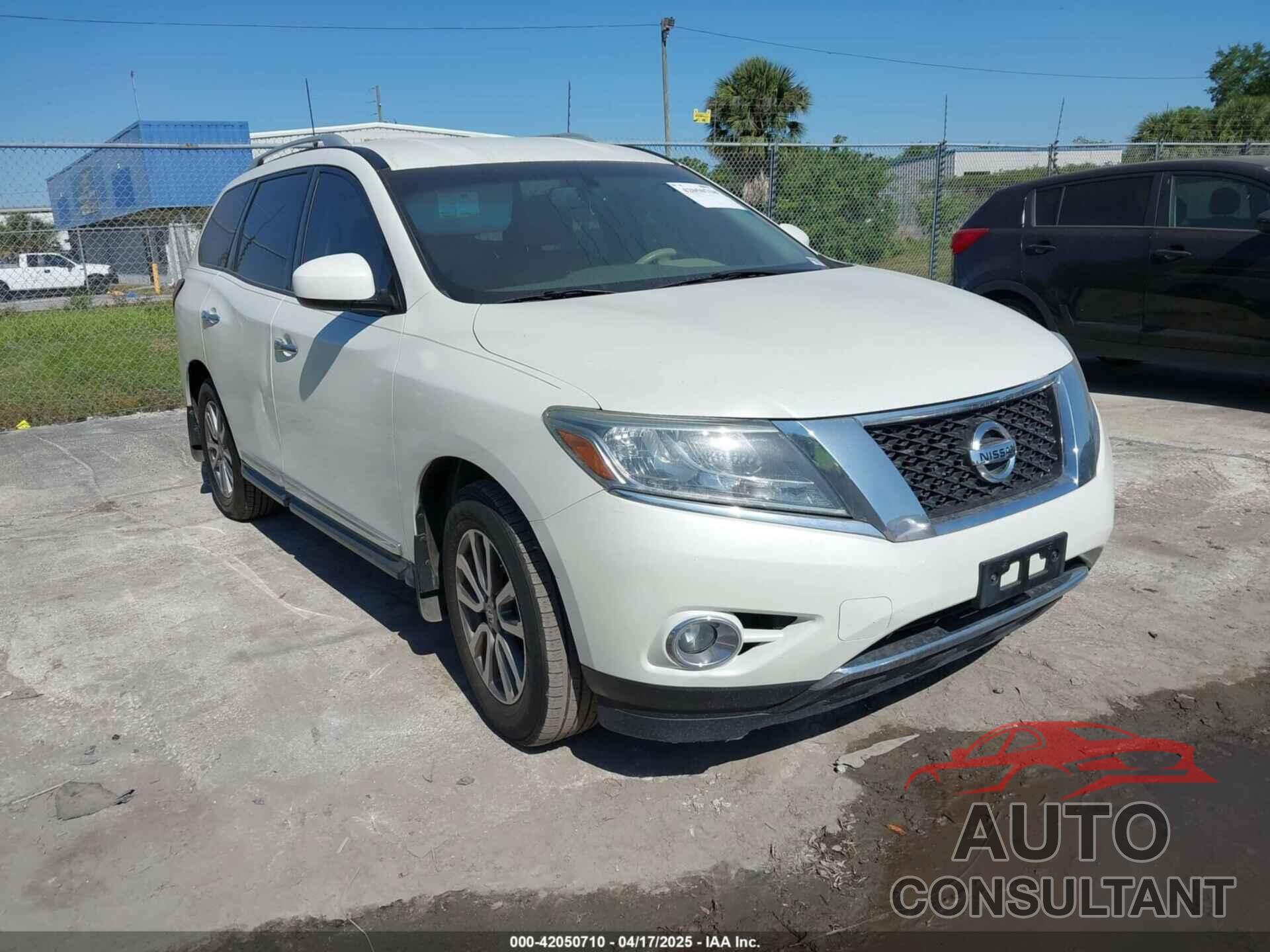 NISSAN PATHFINDER 2015 - 5N1AR2MN1FC608088