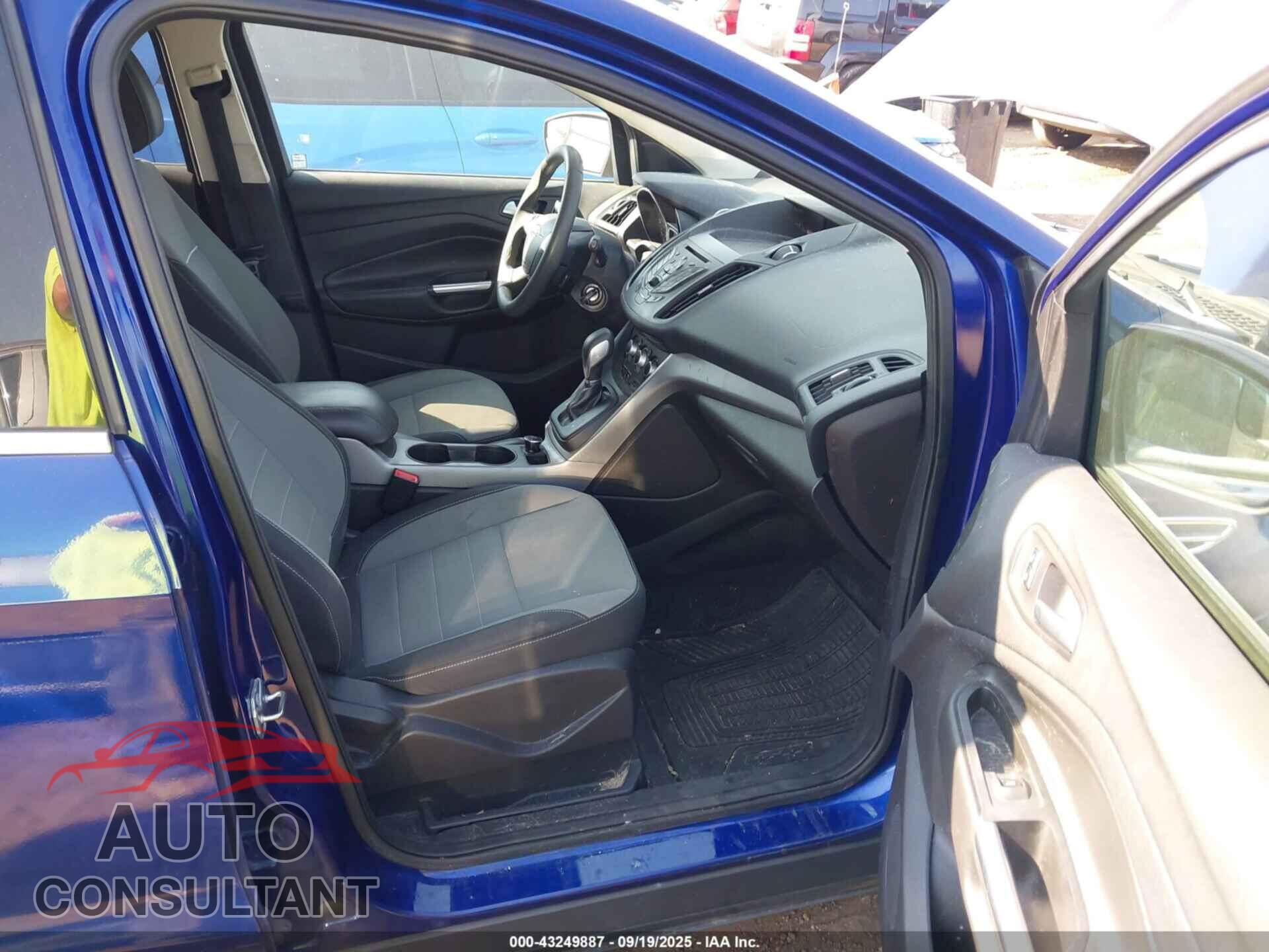 FORD ESCAPE 2014 - 1FMCU0GX9EUC83062