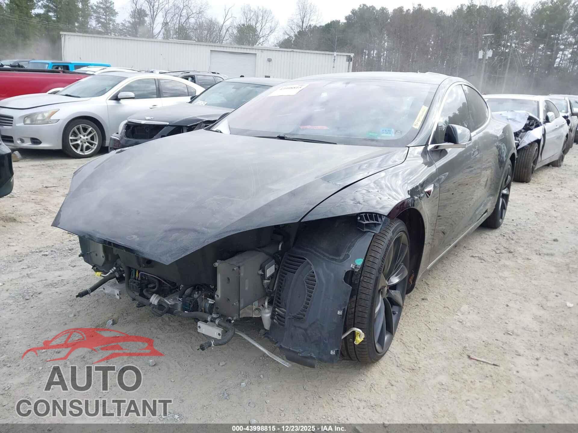 TESLA MODEL S 2017 - 5YJSA1E2XHF176458