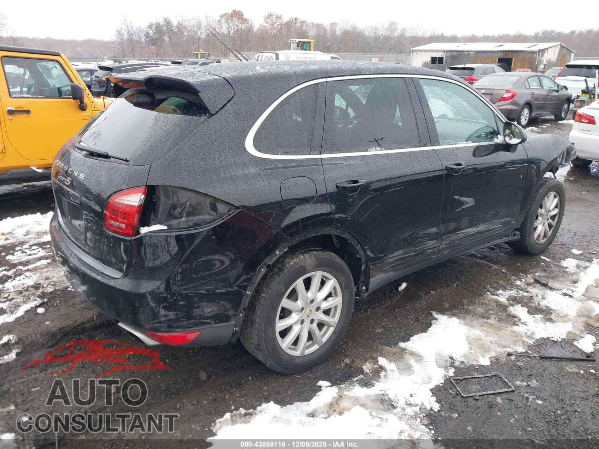 PORSCHE CAYENNE 2012 - WP1AA2A27CLA08353