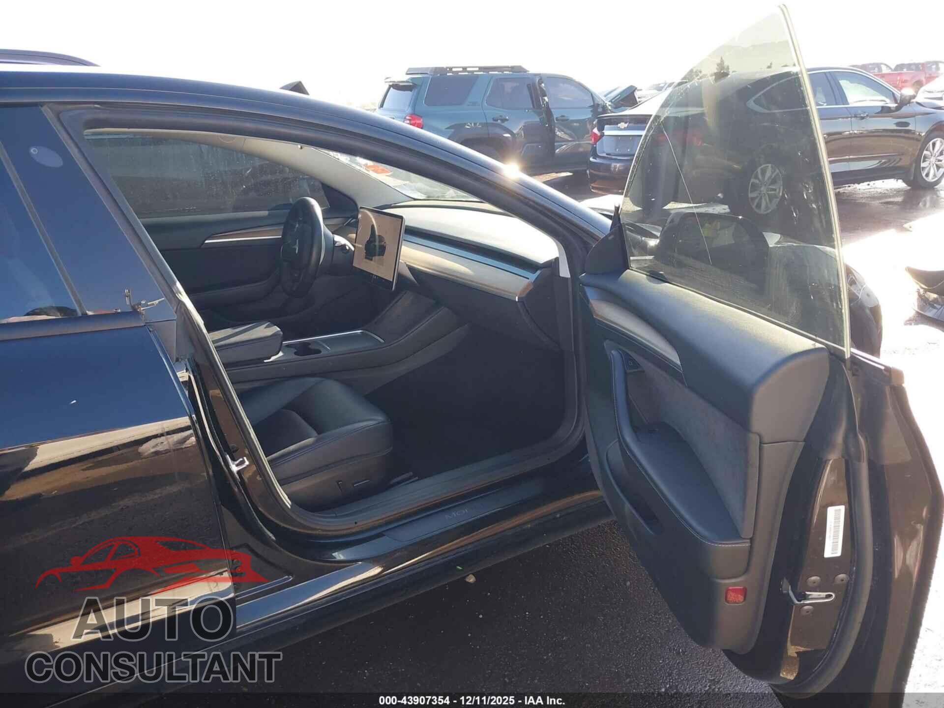 TESLA MODEL 3 2022 - 5YJ3E1EA6NF371663