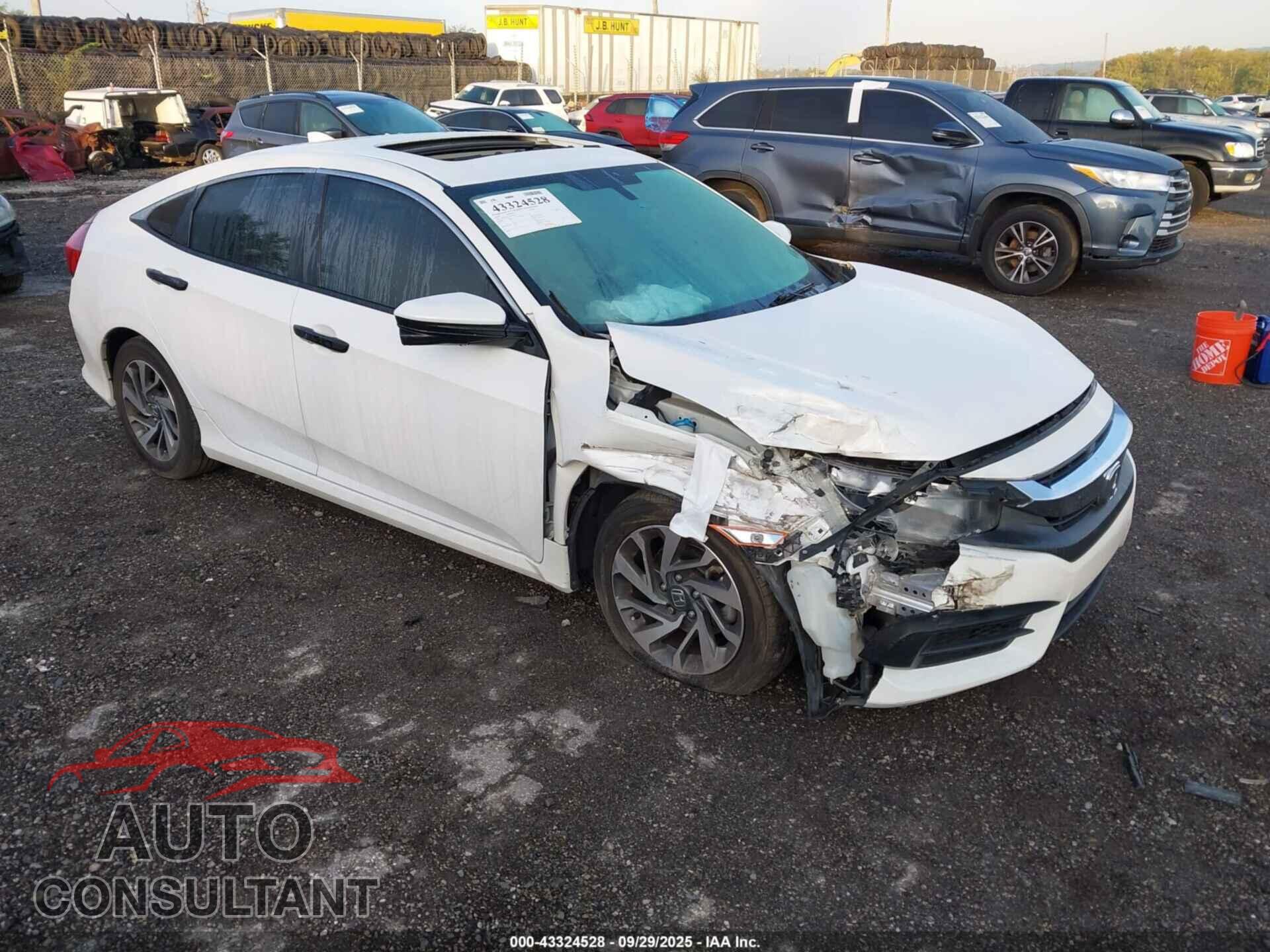 HONDA CIVIC 2018 - 2HGFC2F73JH556593