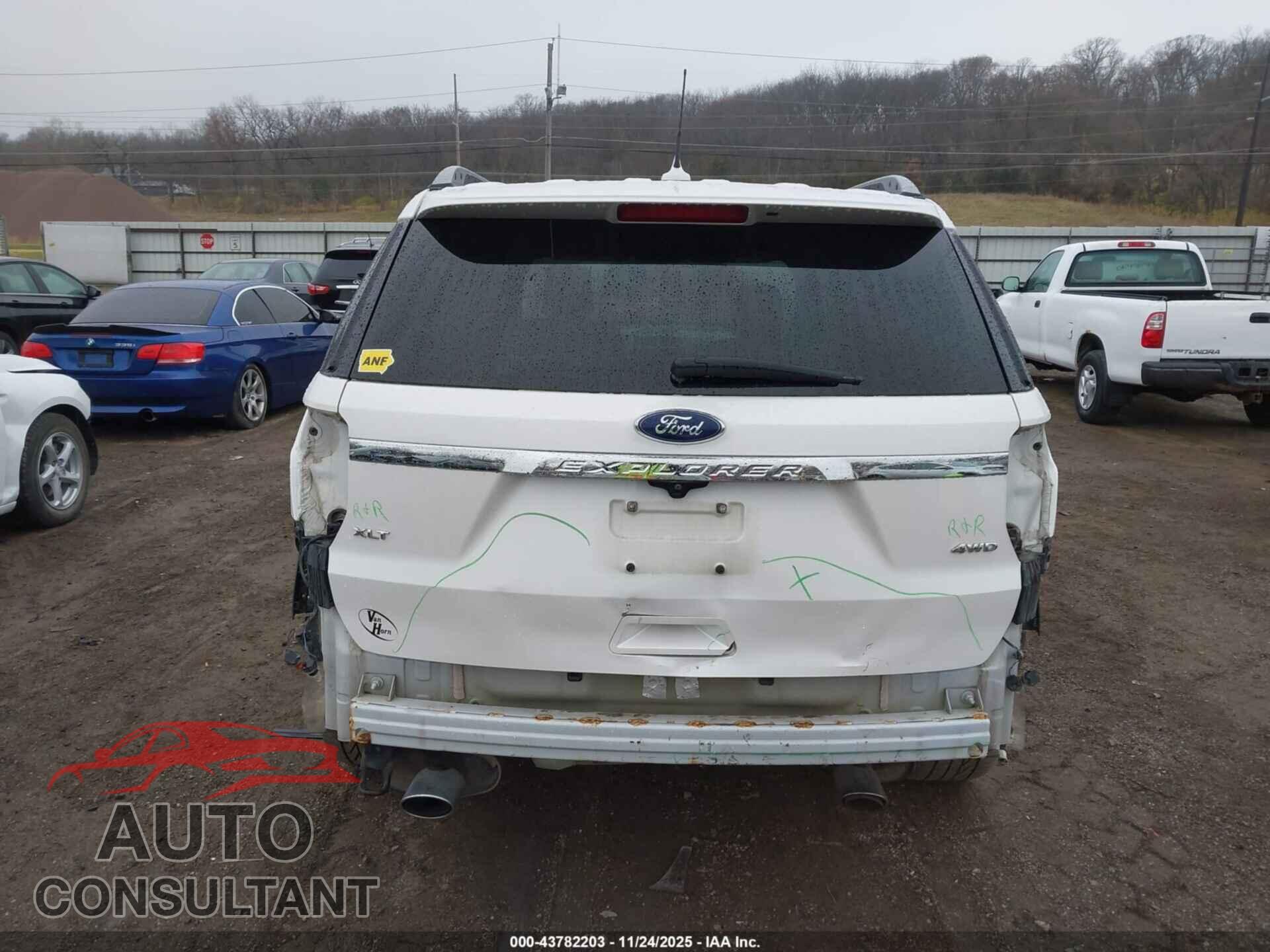 FORD EXPLORER 2018 - 1FM5K8D83JGB38361