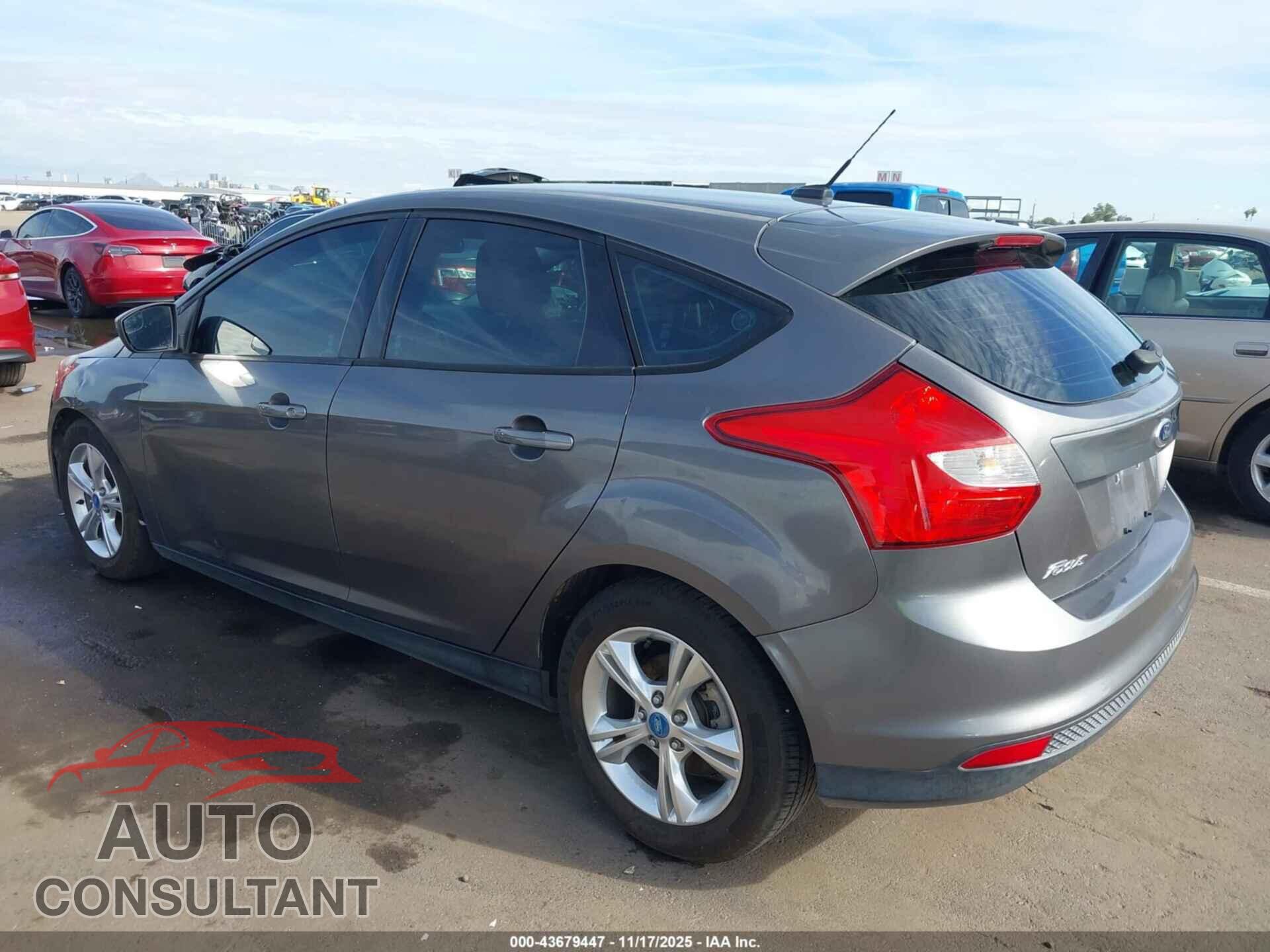 FORD FOCUS 2012 - 1FAHP3K29CL227467