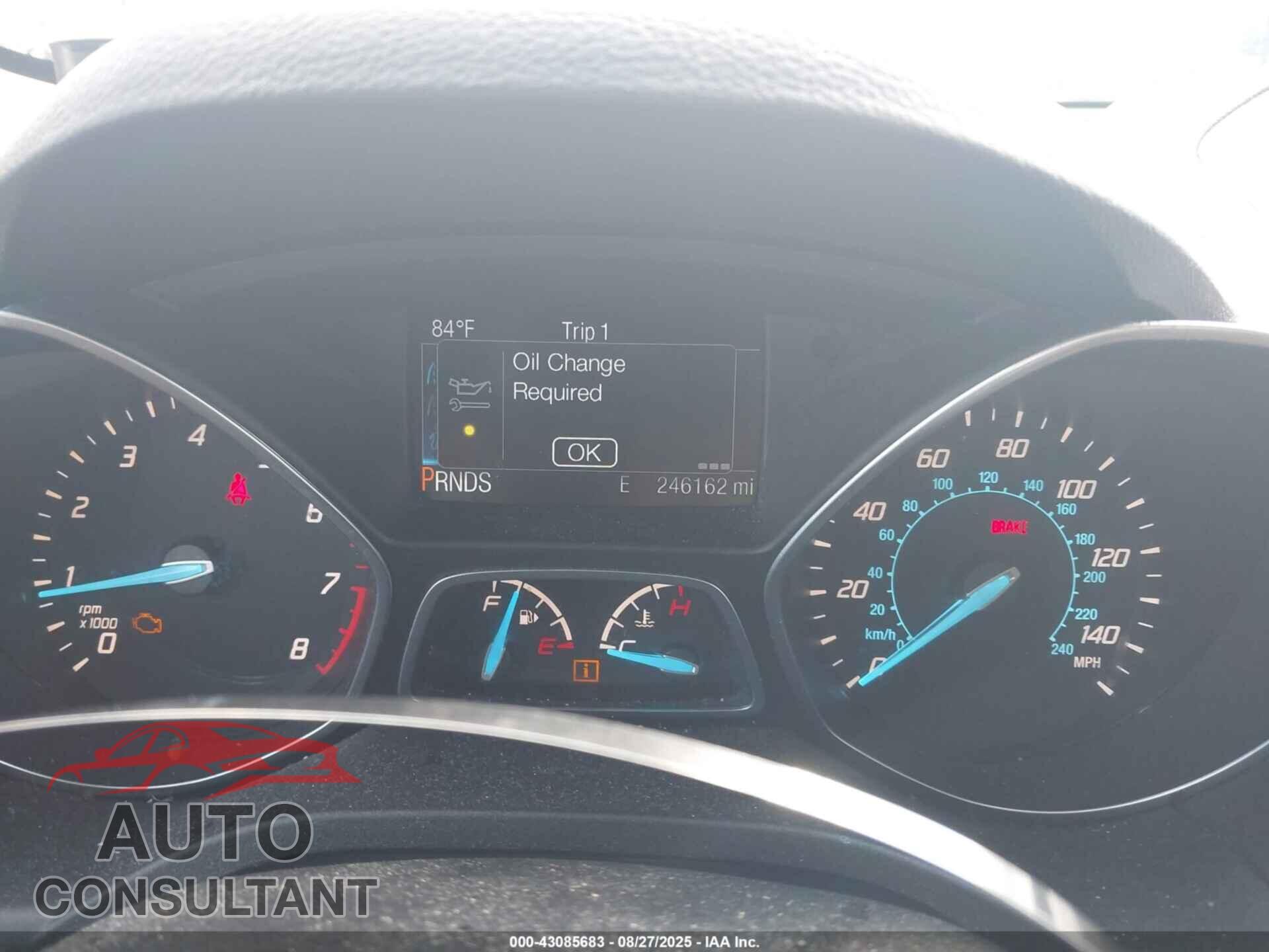 FORD ESCAPE 2015 - 1FMCU9G96FUC67568