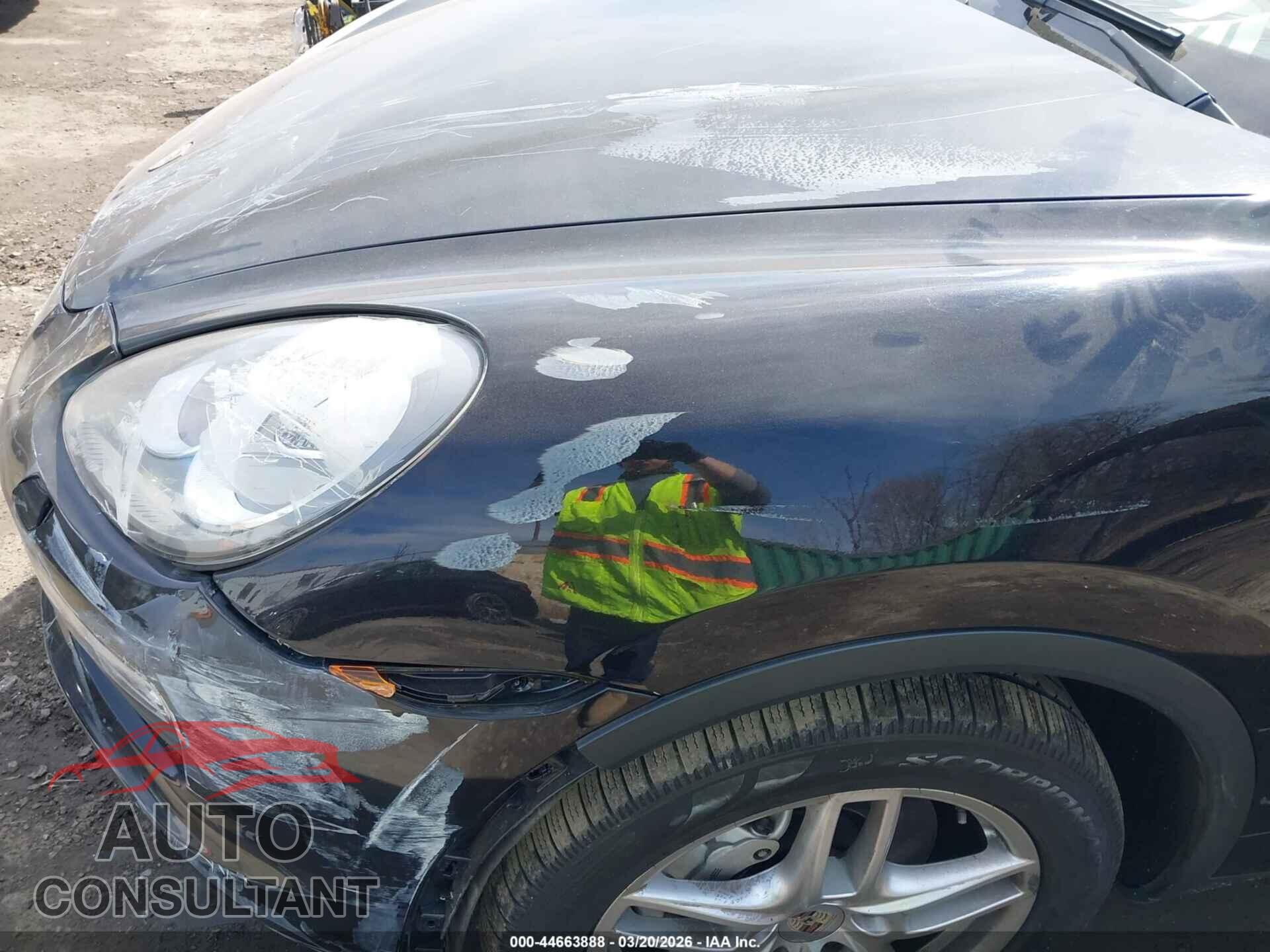 PORSCHE CAYENNE HYBRID 2013 - WP1AE2A25DLA14254