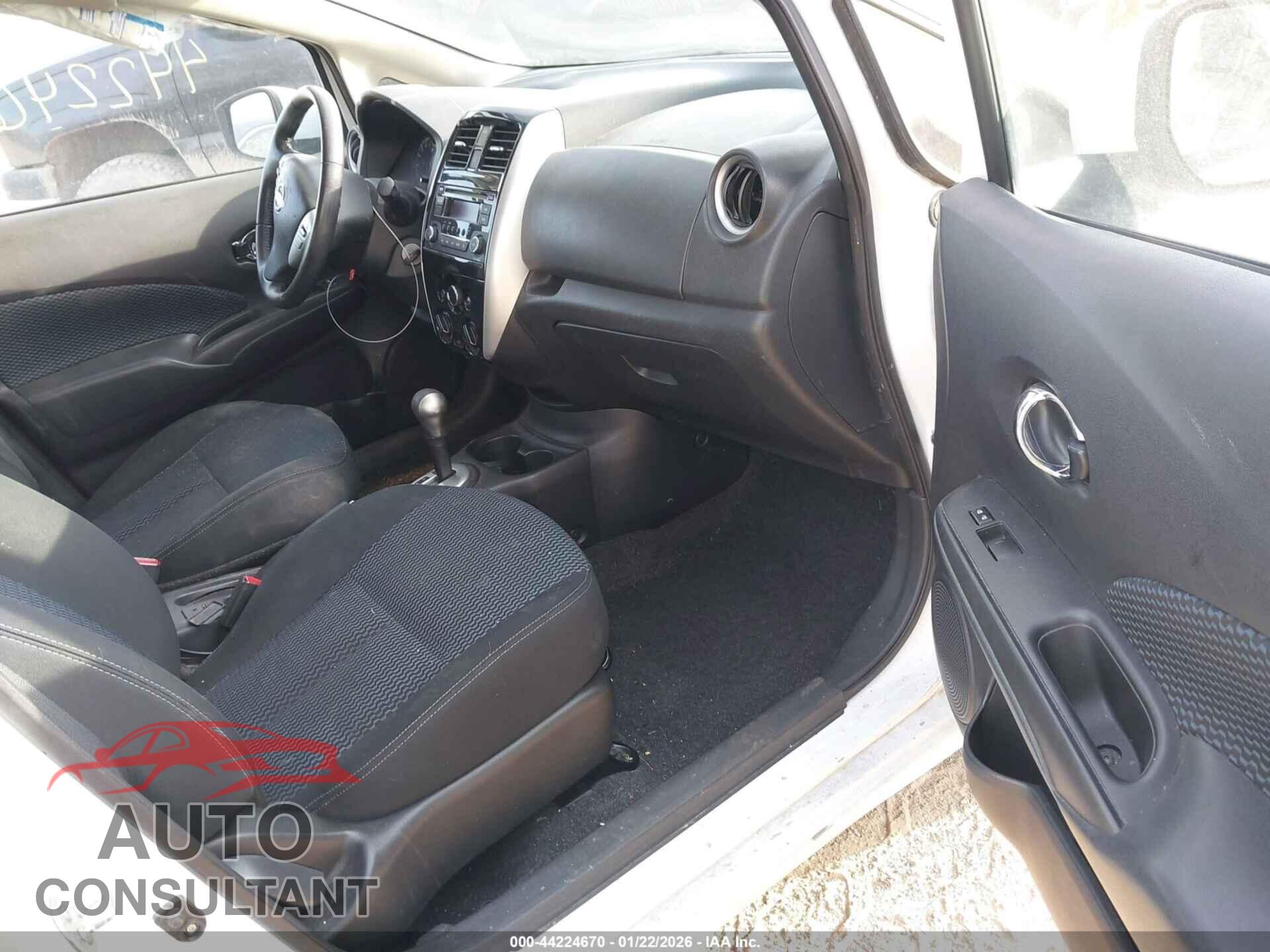 NISSAN VERSA NOTE 2015 - 3N1CE2CP3FL395437