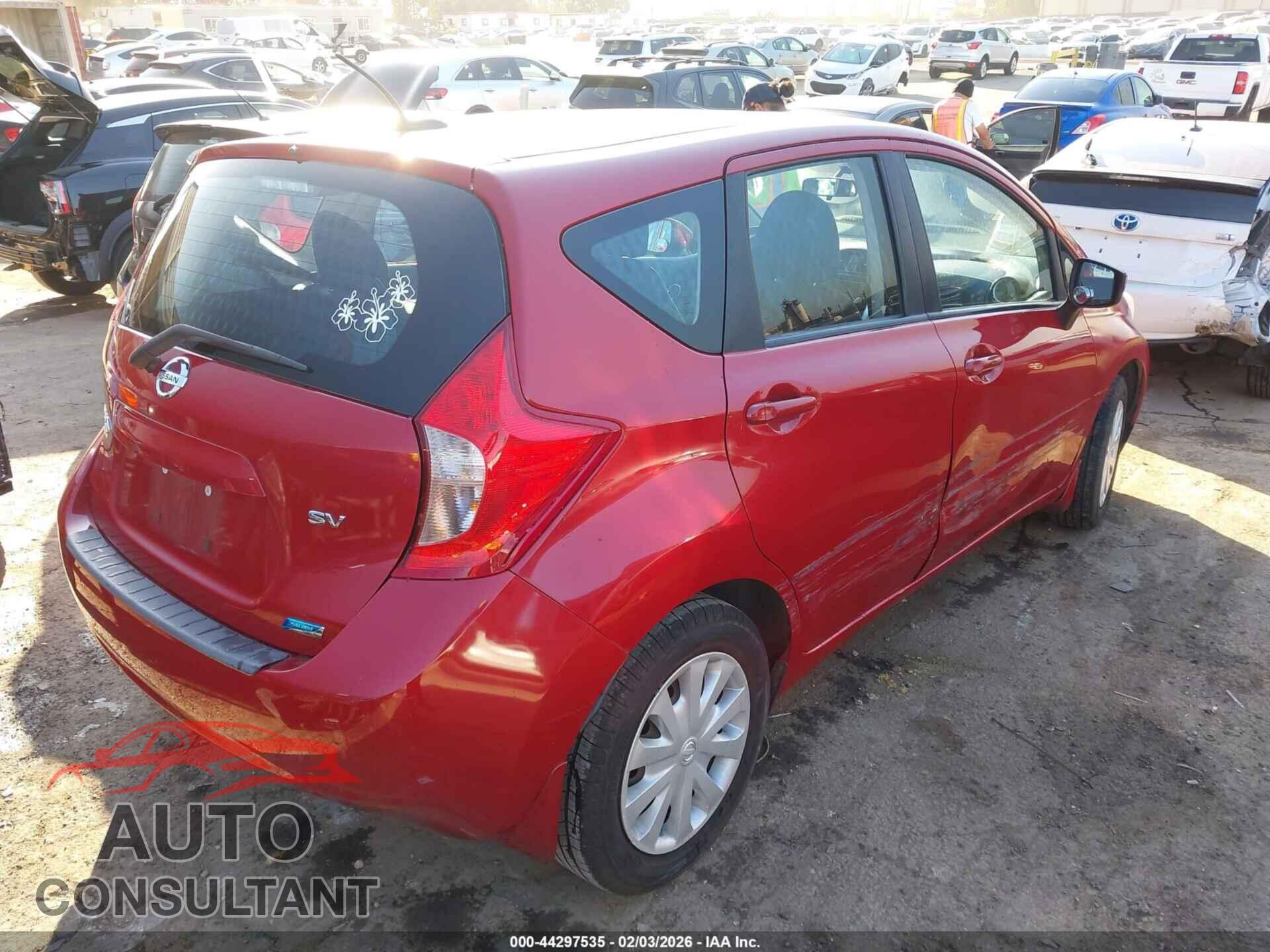 NISSAN VERSA NOTE 2015 - 3N1CE2CP4FL393342