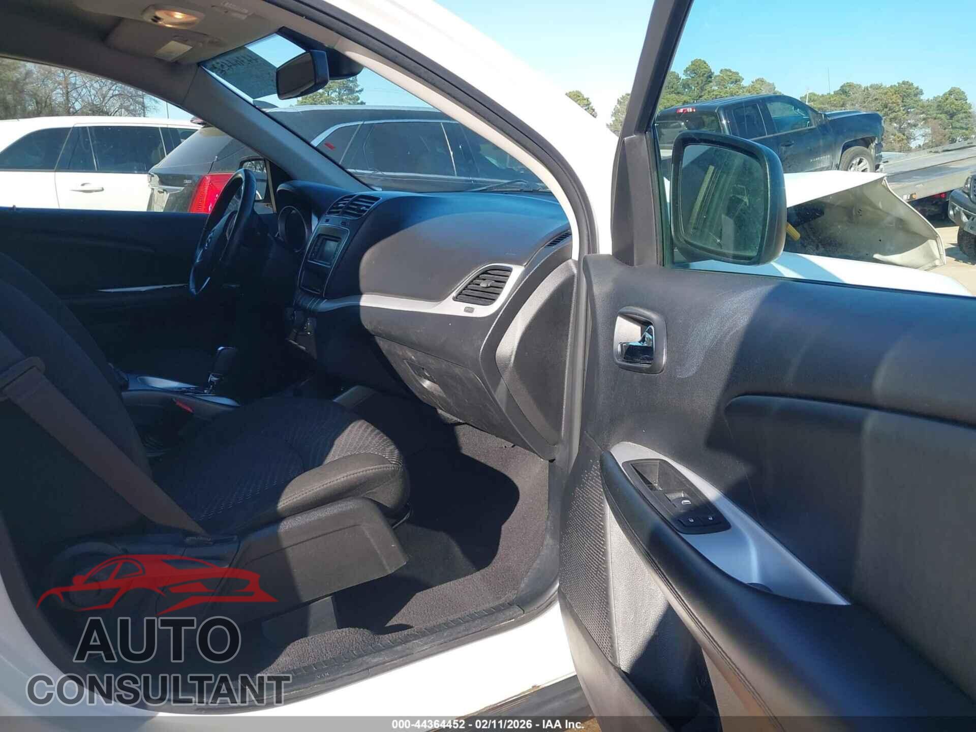DODGE JOURNEY 2020 - 3C4PDCAB3LT199640
