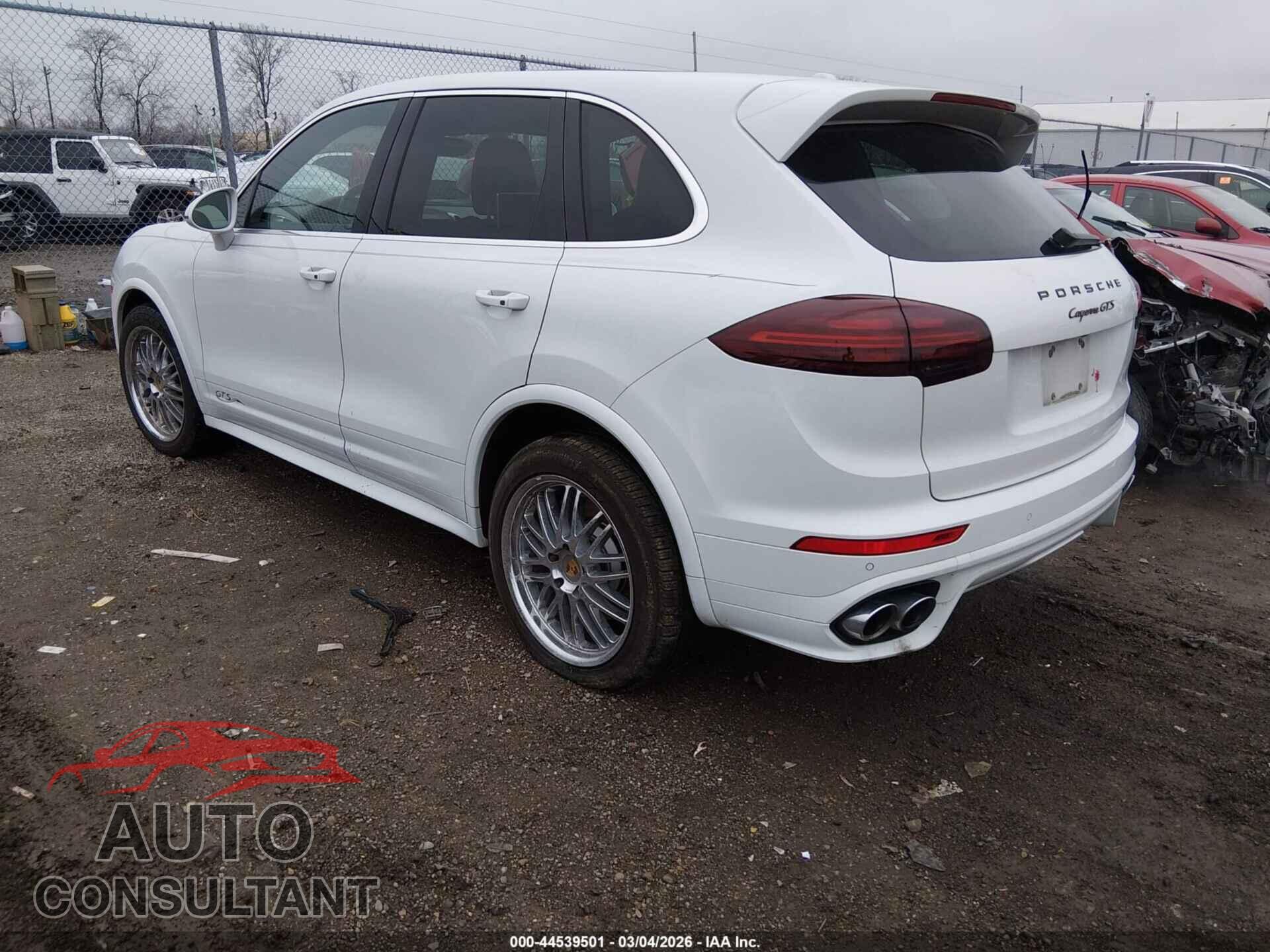 PORSCHE CAYENNE 2016 - WP1AD2A21GLA76645