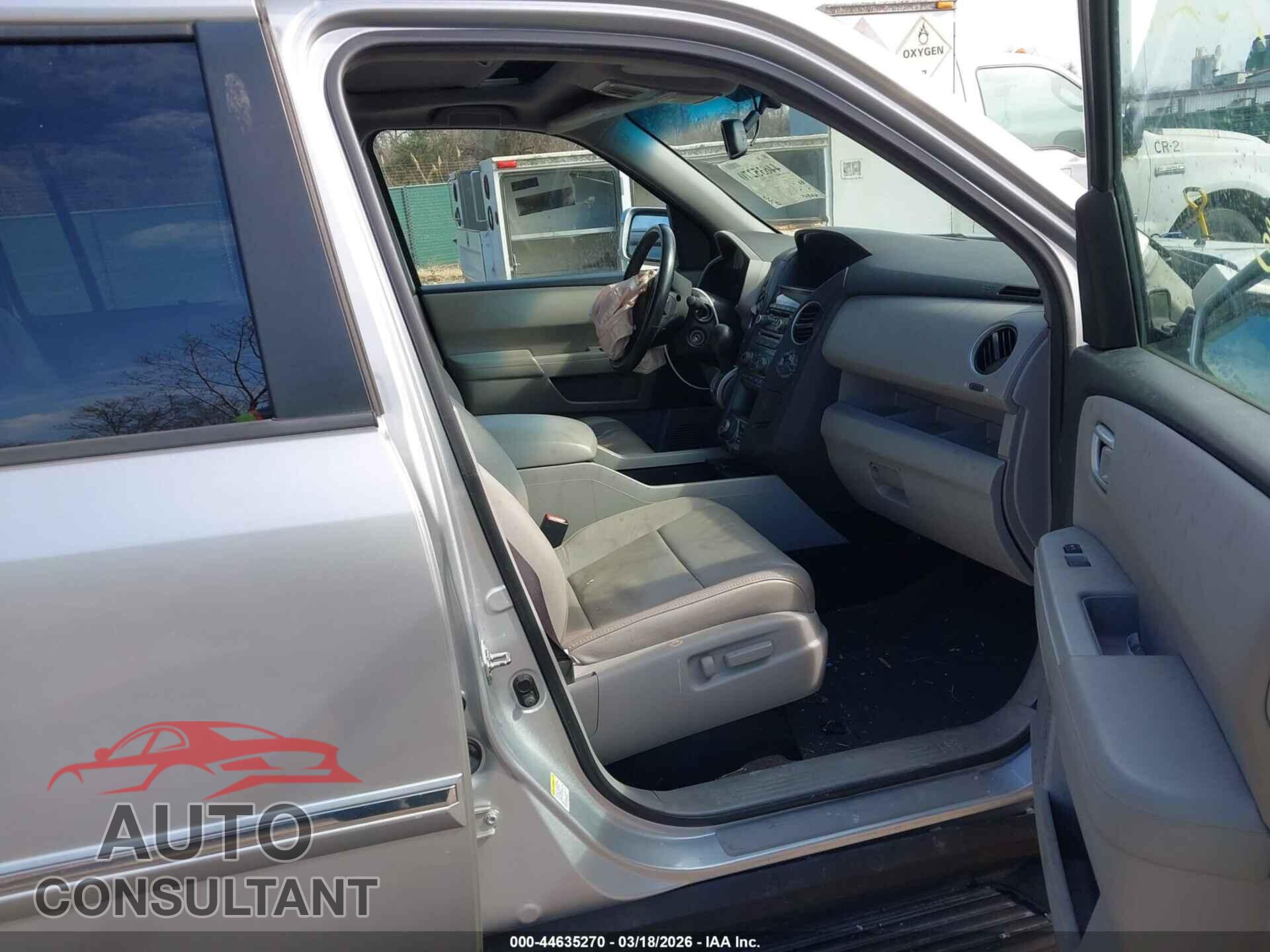 HONDA PILOT 2014 - 5FNYF4H90EB038543