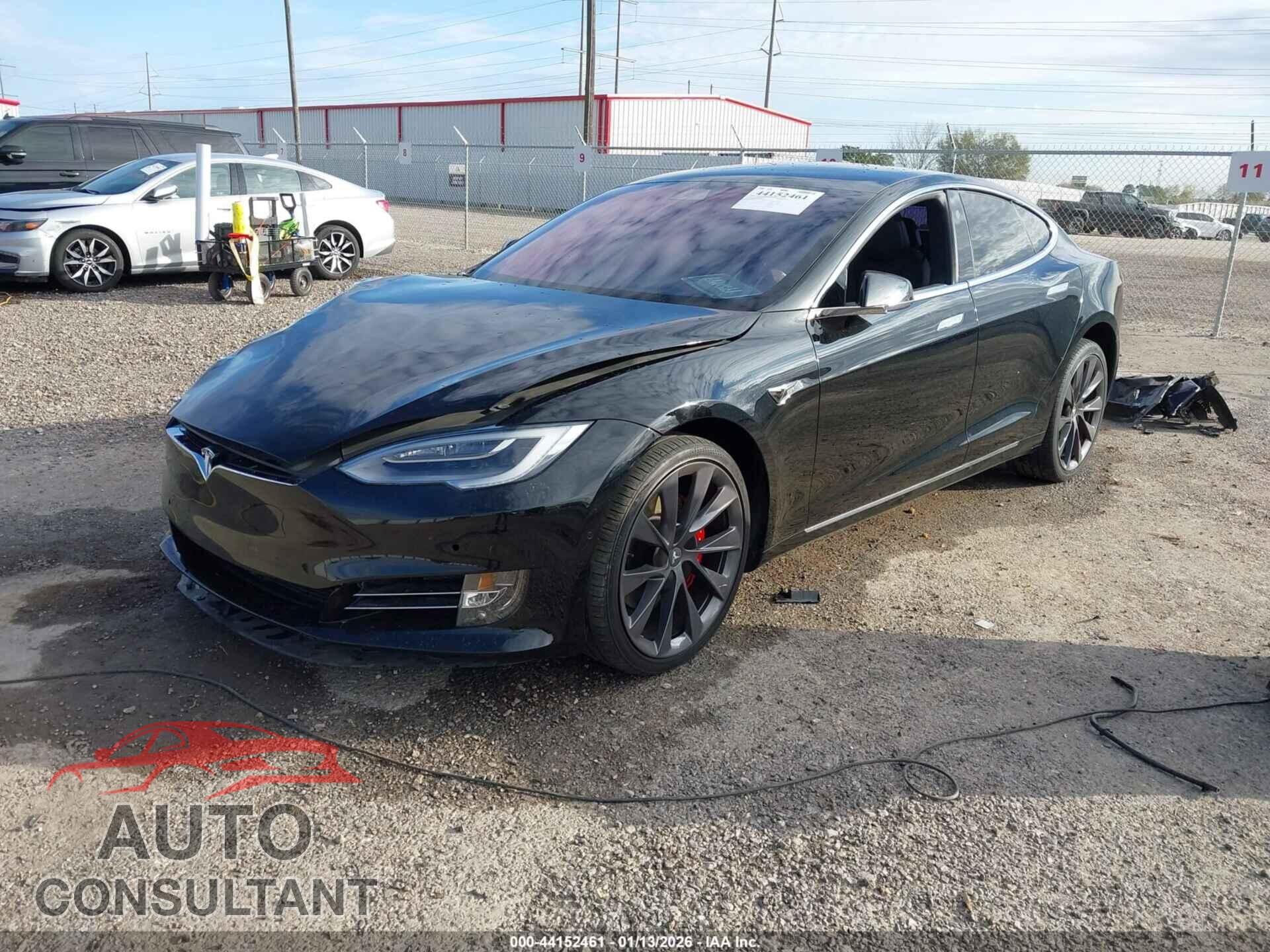 TESLA MODEL S 2020 - 5YJSA1E45LF412055