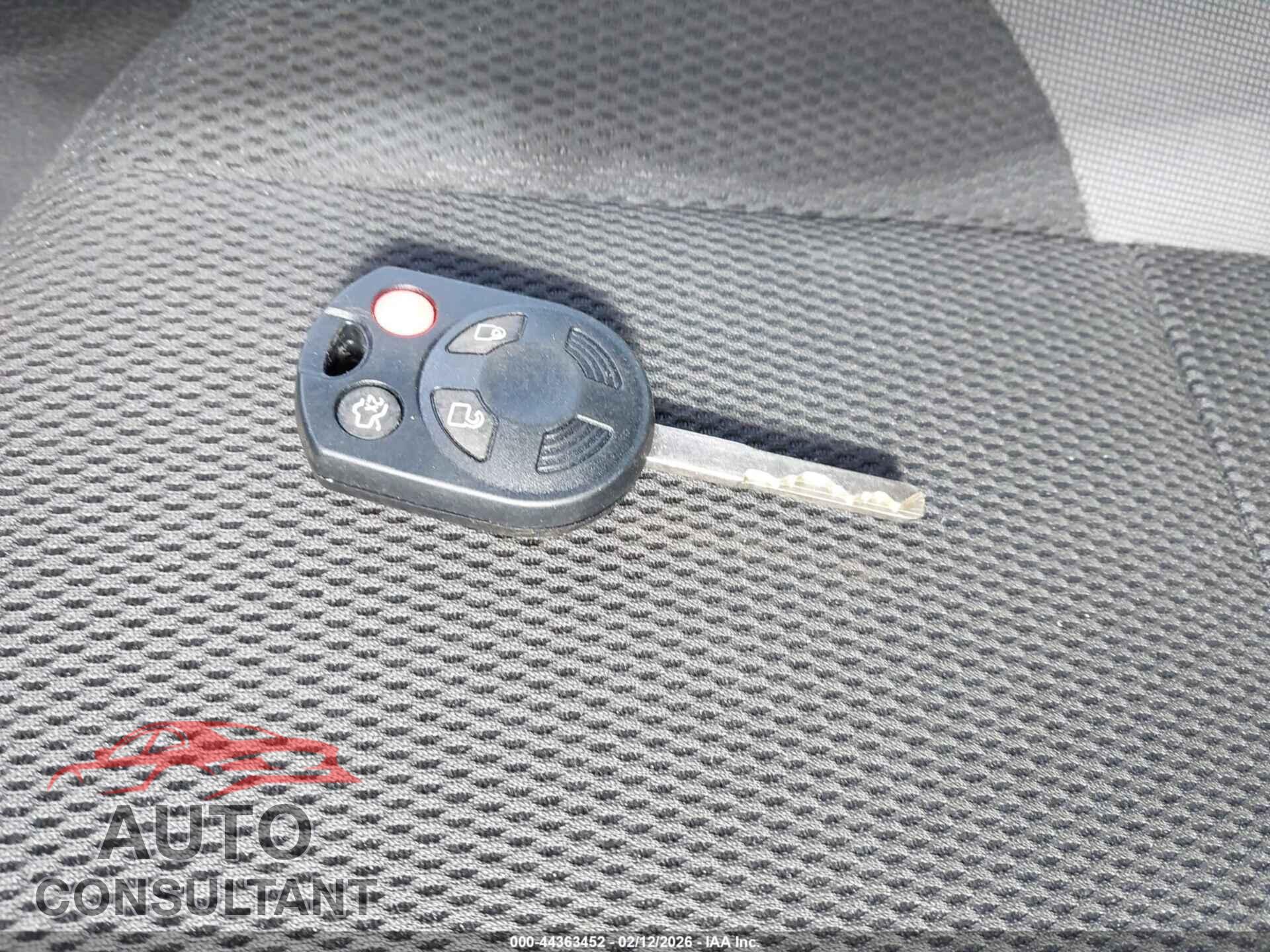 FORD FOCUS 2014 - 1FADP3F23EL330055