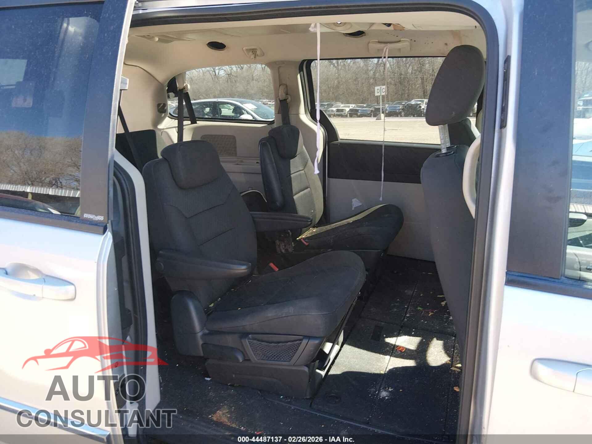 DODGE GRAND CARAVAN 2010 - 2D4RN5D12AR102368