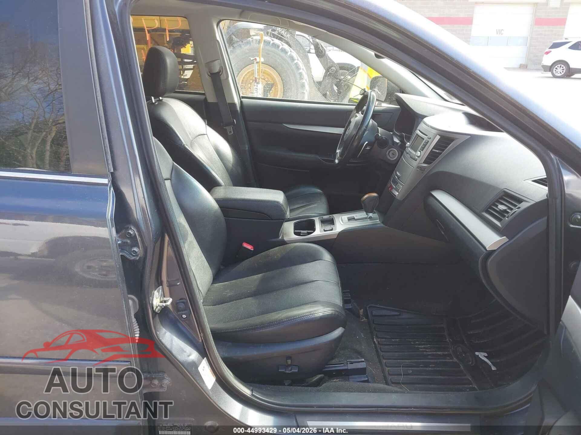 SUBARU OUTBACK 2013 - 4S4BRBKC2D3214943
