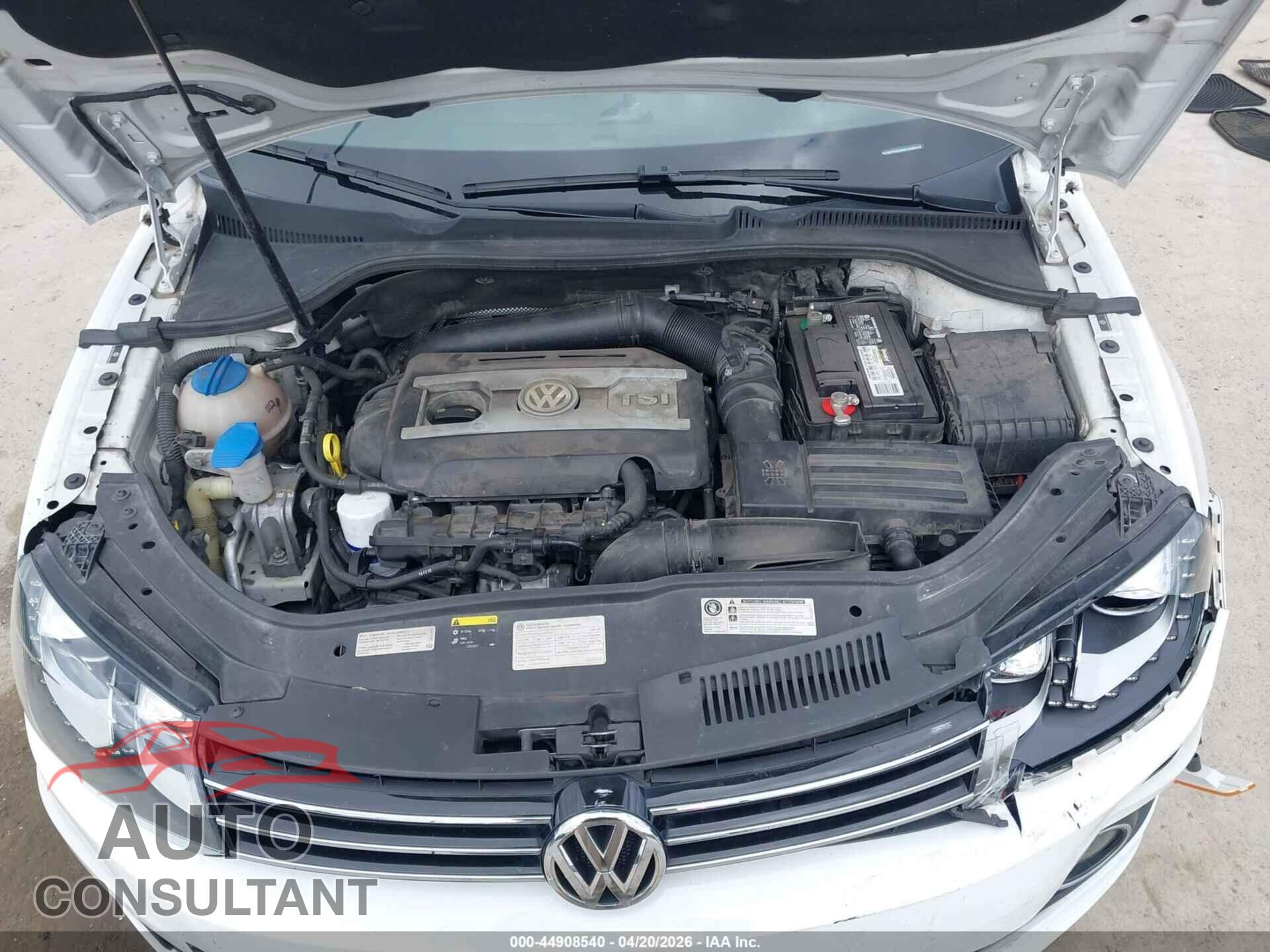 VOLKSWAGEN EOS 2015 - WVWFW8AH4FV005449