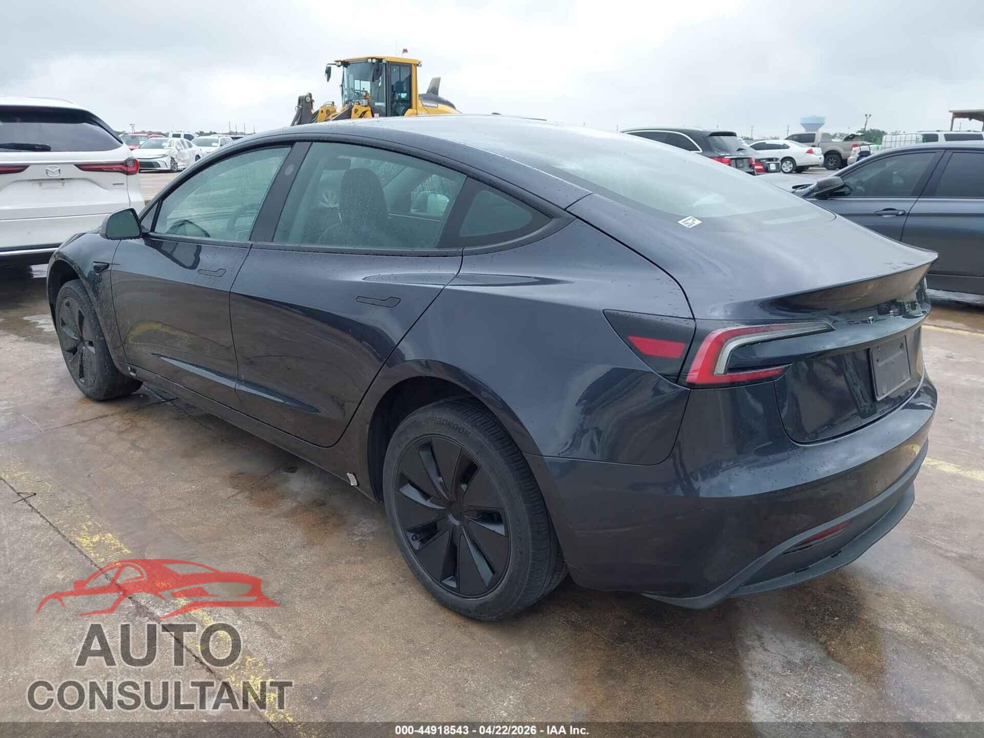 TESLA MODEL 3 2024 - 5YJ3E1EA7RF761547