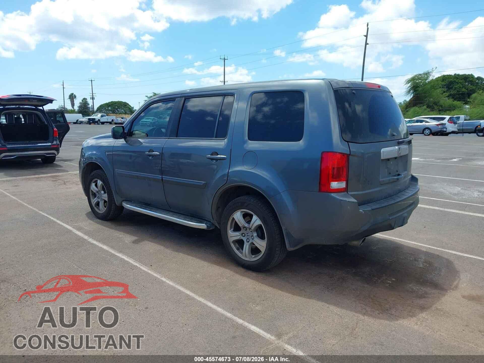 HONDA PILOT 2013 - 5FNYF3H57DB005125