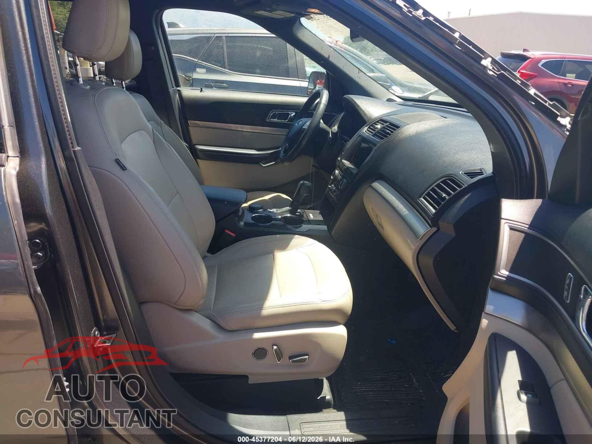 FORD EXPLORER 2018 - 1FM5K8DH3JGB56150