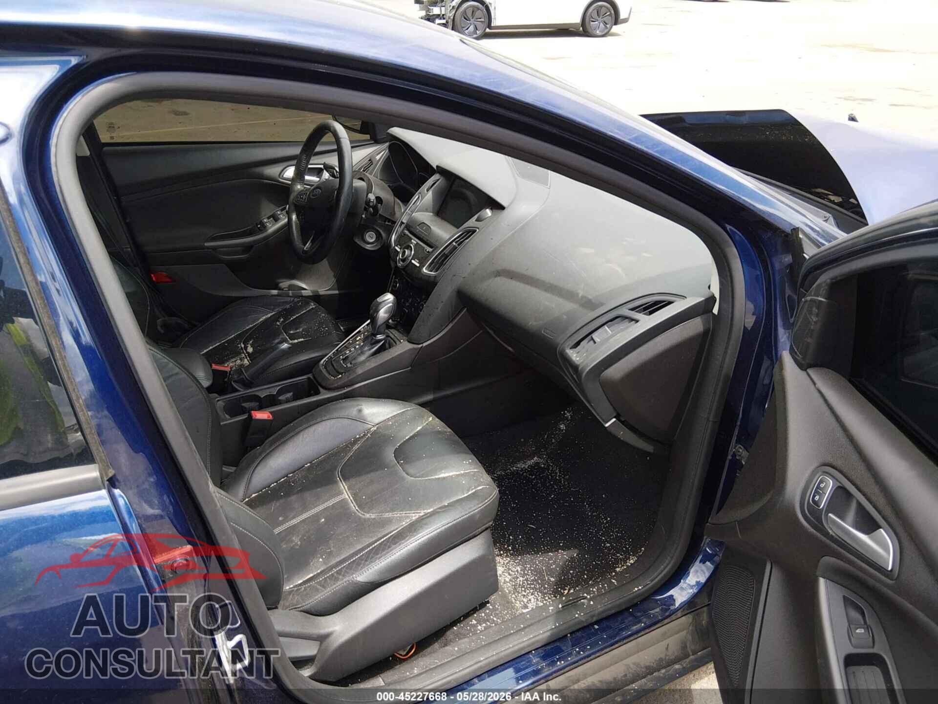 FORD FOCUS 2016 - 1FADP3K22GL392832