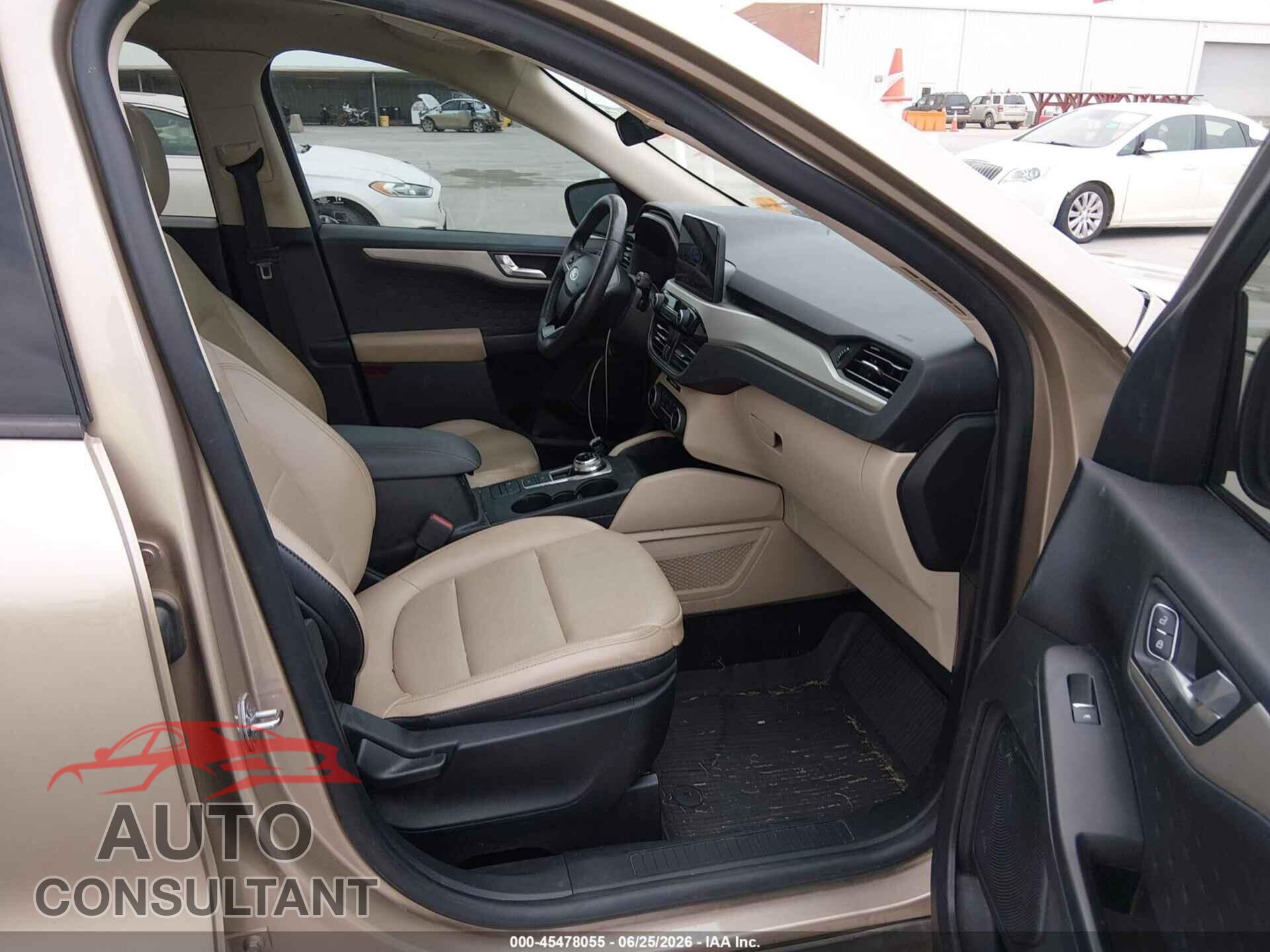 FORD ESCAPE 2020 - 1FMCU0H67LUA76060