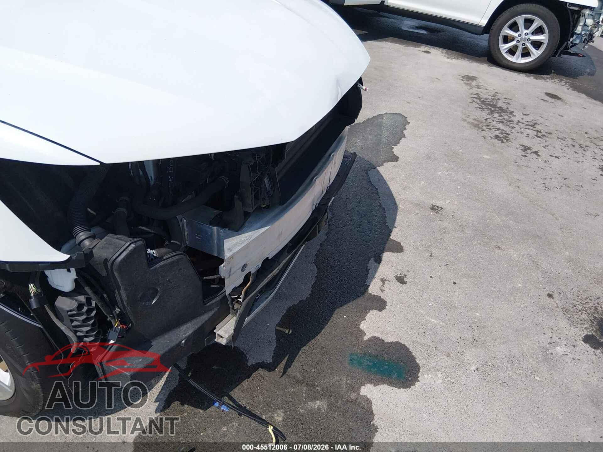 AUDI E-TRON 2019 - WA1LAAGE2KB011276