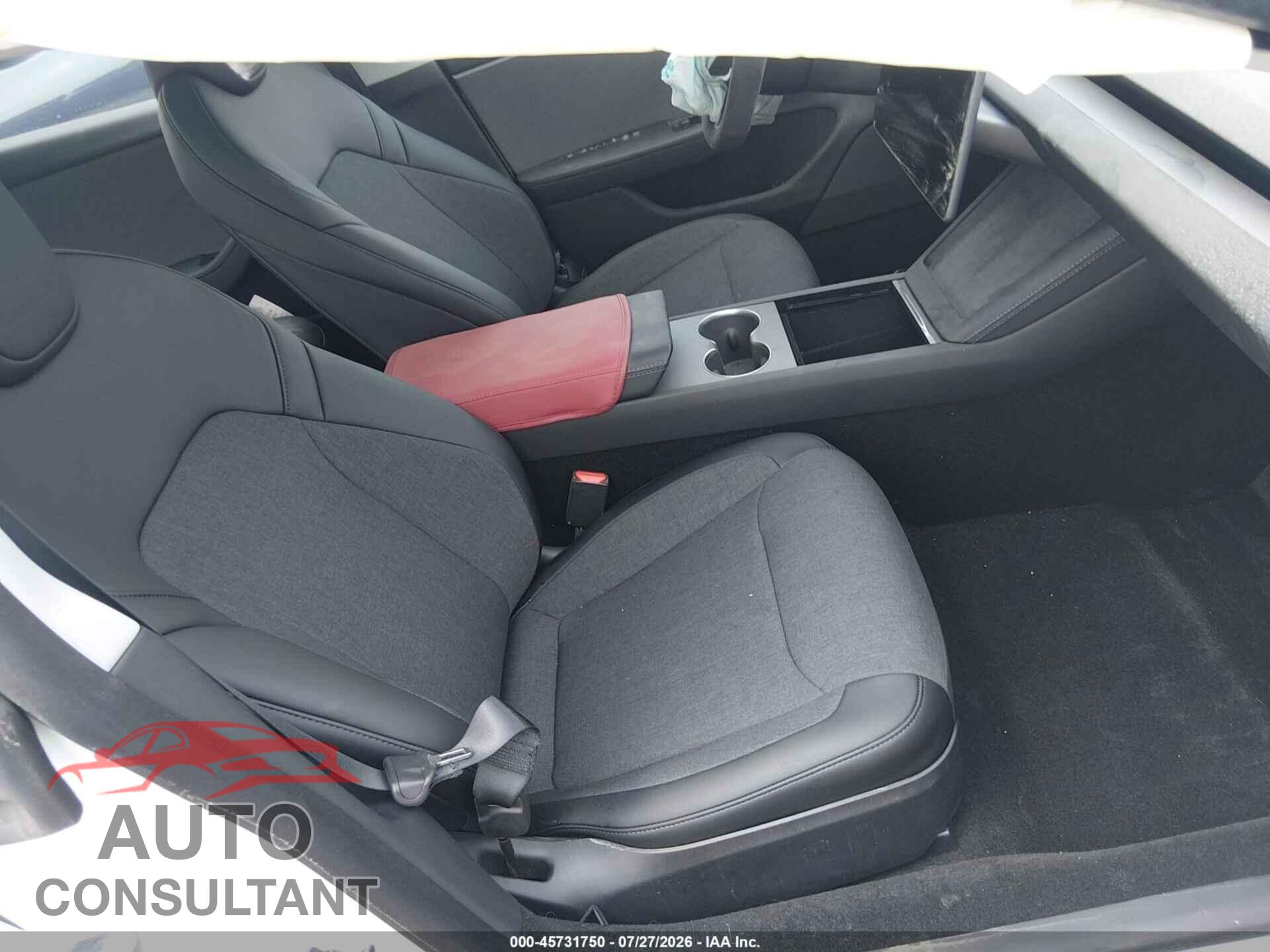 TESLA MODEL 3 2025 - 5YJ3E1EAXSF138686