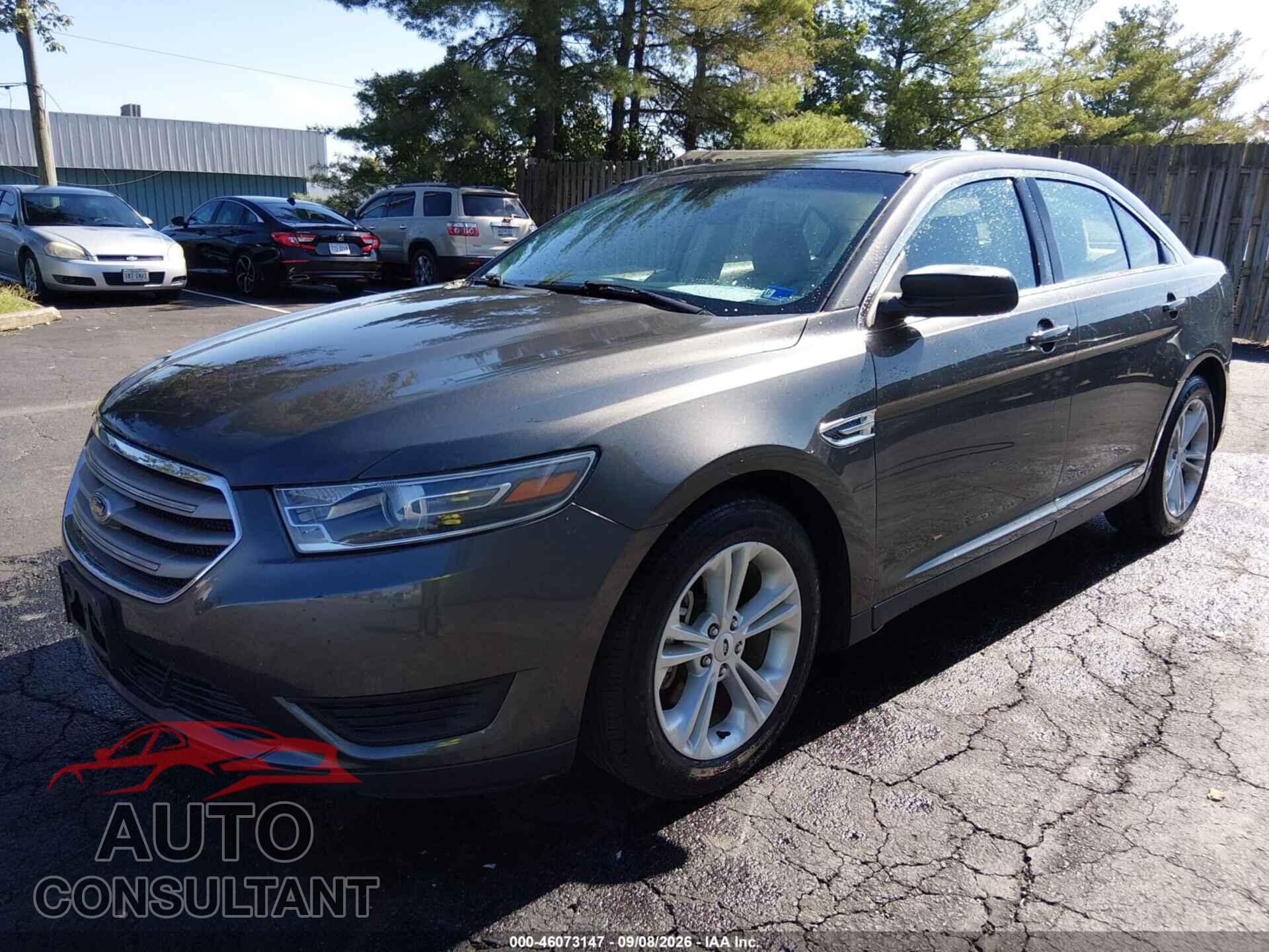 FORD TAURUS 2017 - 1FAHP2D85HG115583