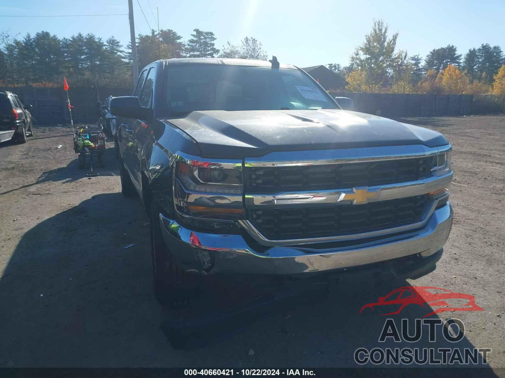 CHEVROLET SILVERADO 1500 2017 - 1GCVKREC8HZ203054