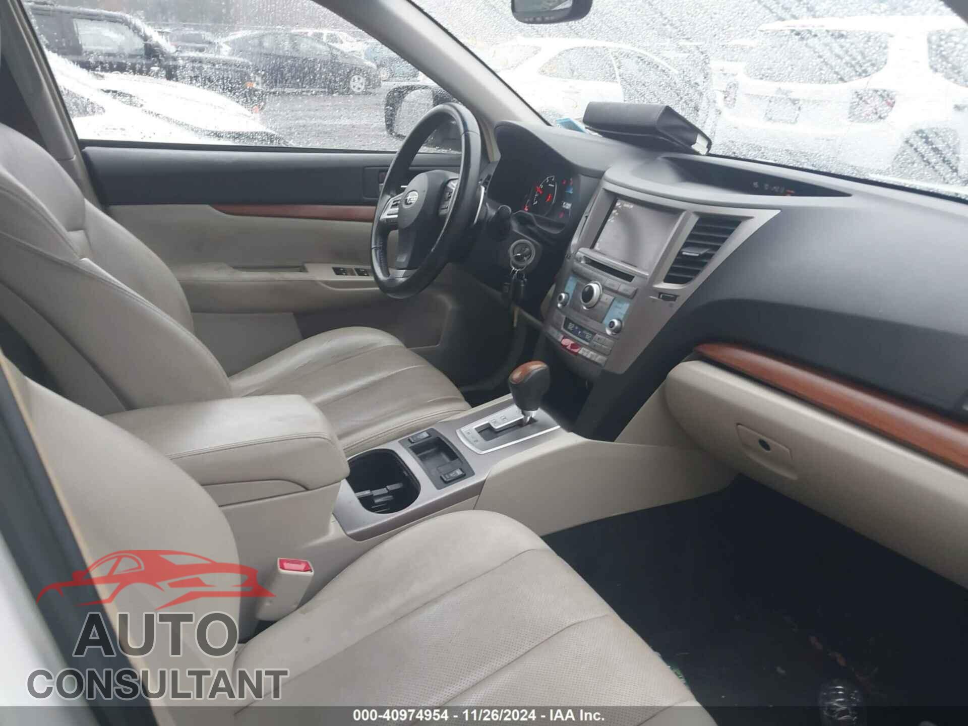 SUBARU OUTBACK 2013 - 4S4BRBLCXD3206541