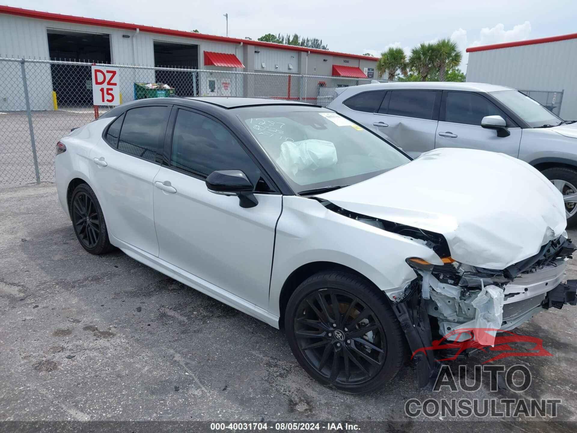 TOYOTA CAMRY 2024 - 4T1K61AK1RU241287