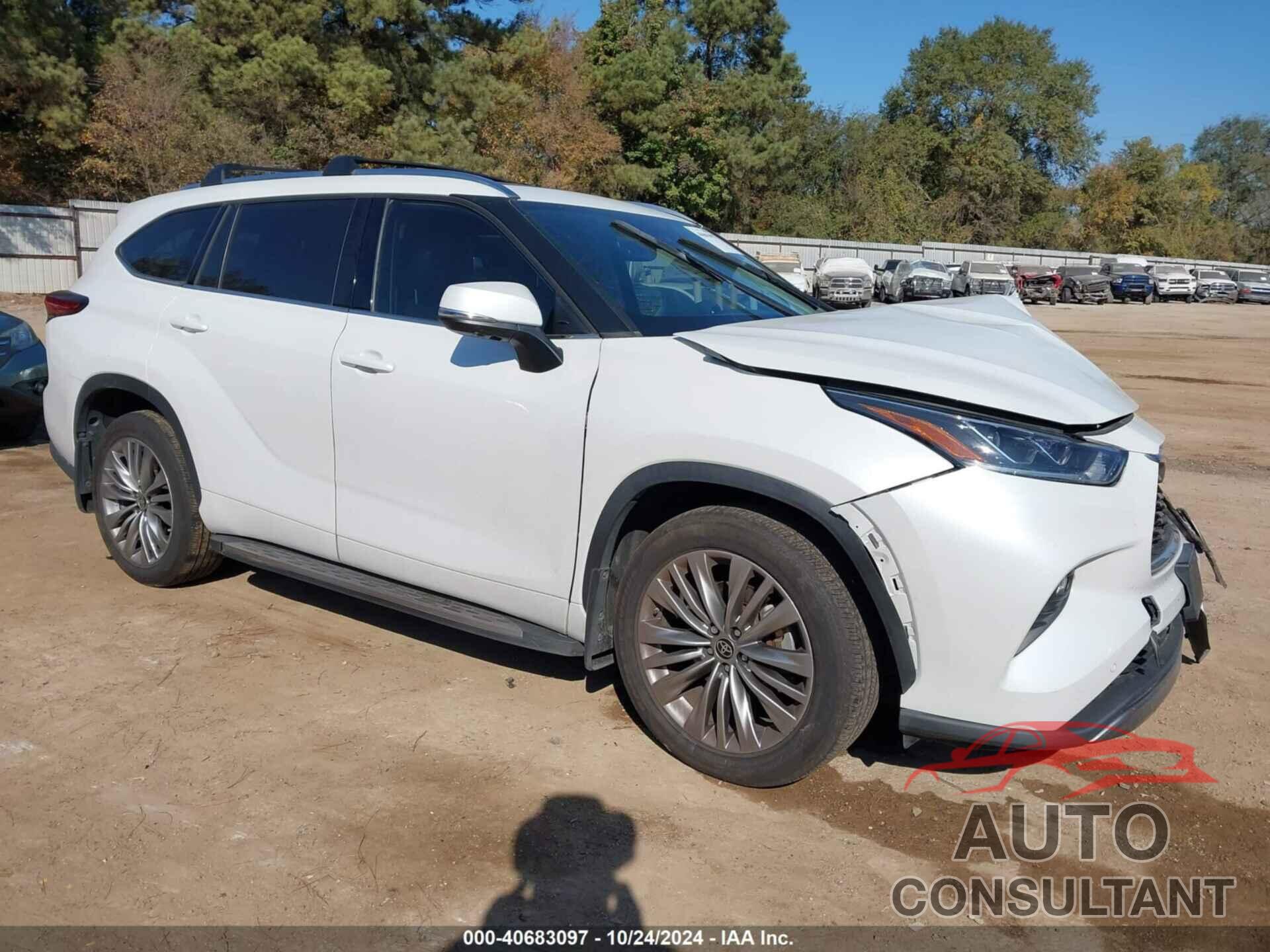 TOYOTA HIGHLANDER 2022 - 5TDFZRAH2NS123988