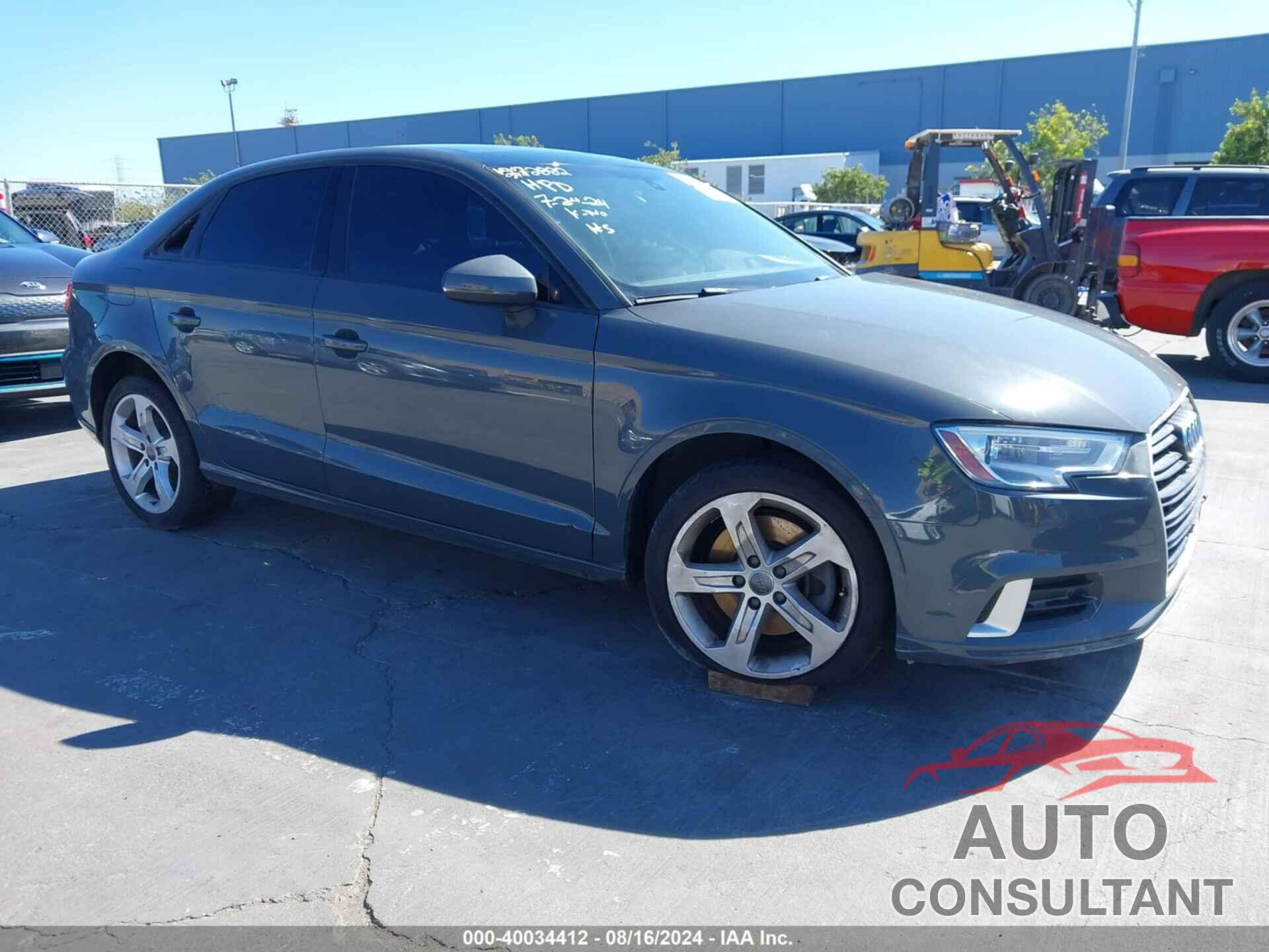 AUDI A3 2017 - WAUAUGFF8H1040083