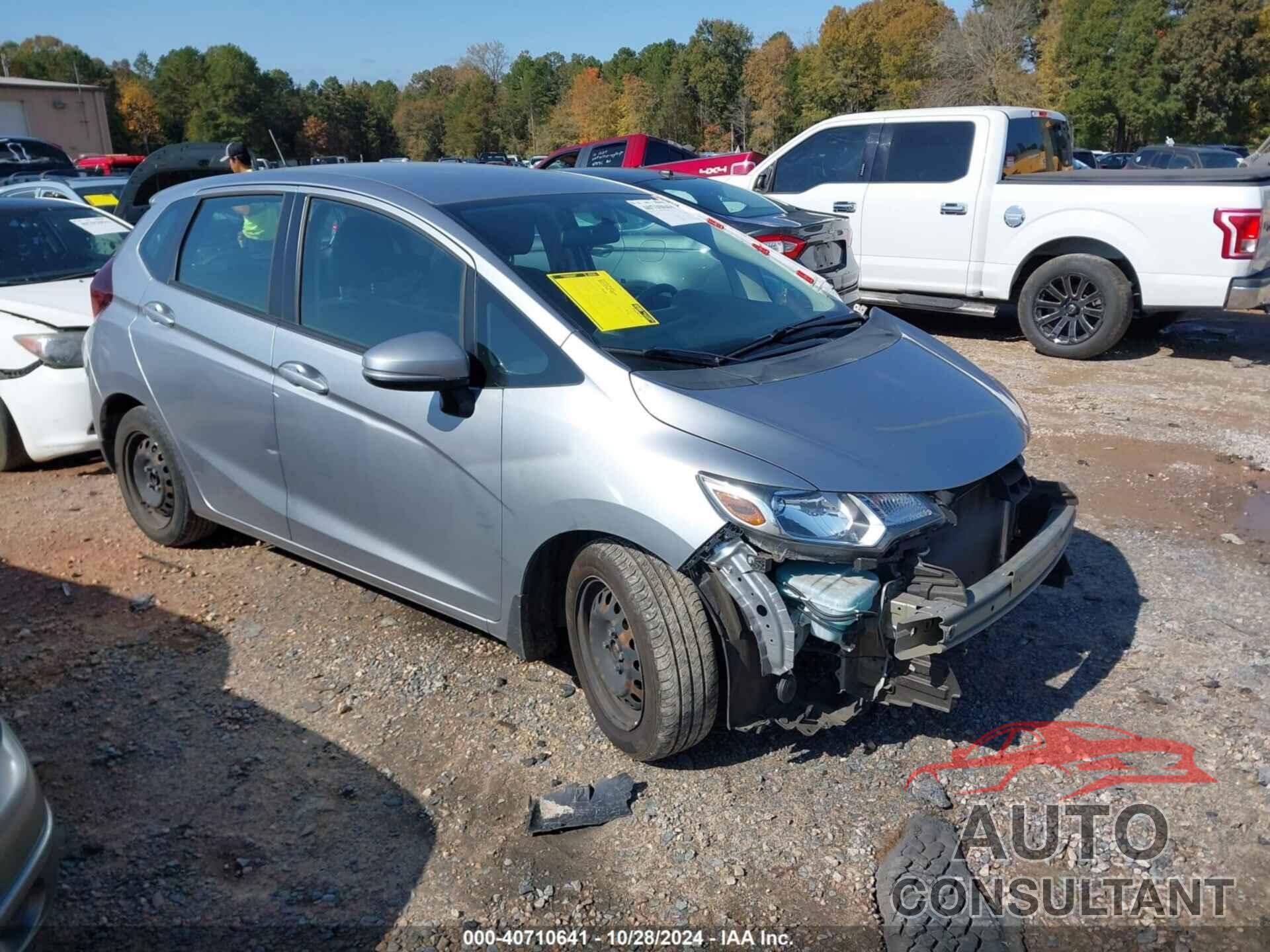 HONDA FIT 2017 - 3HGGK5H54HM713838