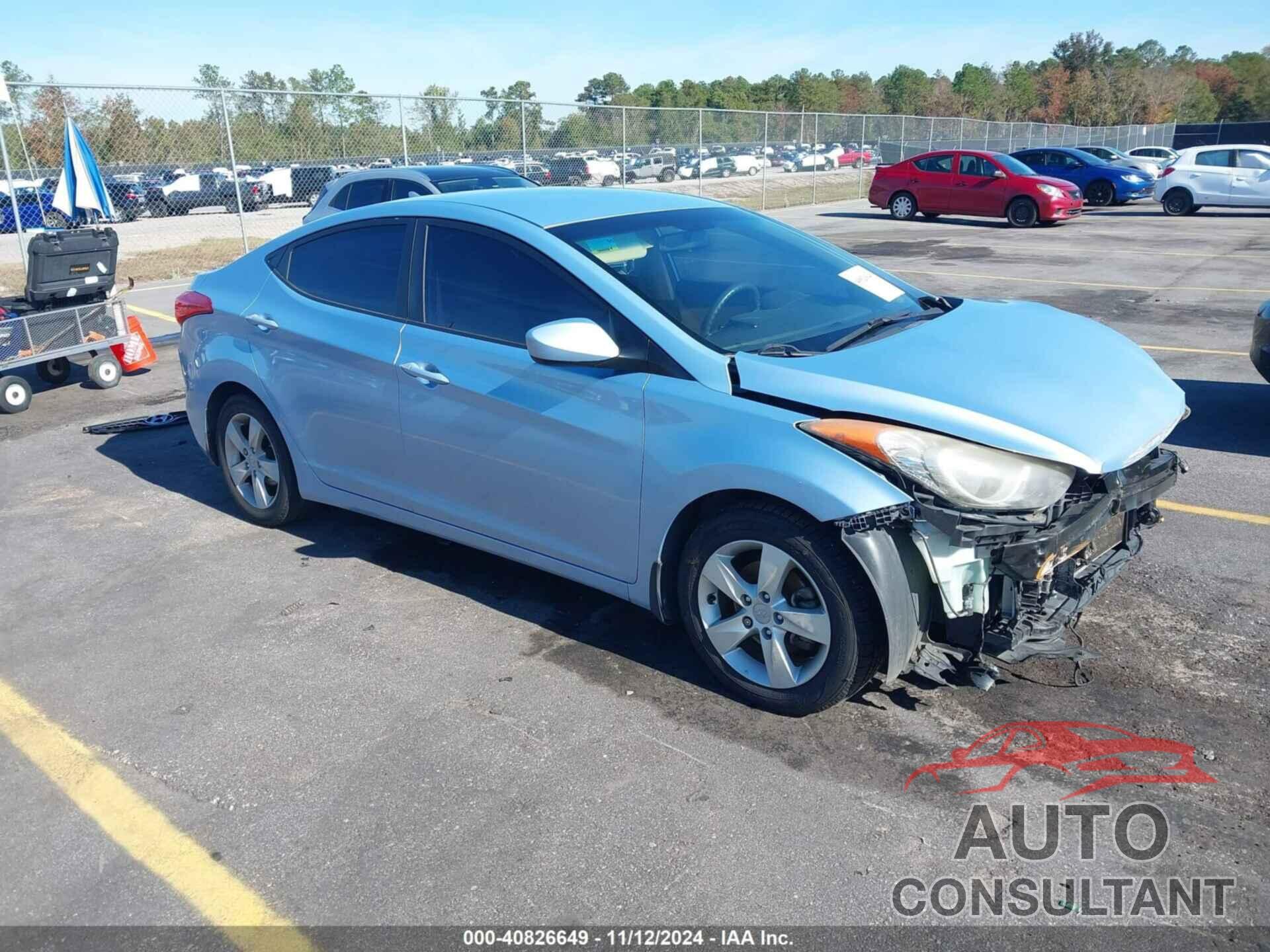 HYUNDAI ELANTRA 2013 - KMHDH4AE5DU745610