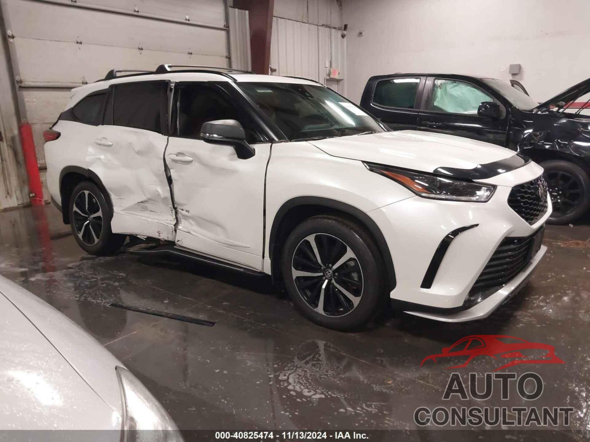 TOYOTA HIGHLANDER 2021 - 5TDJZRBH5MS060828