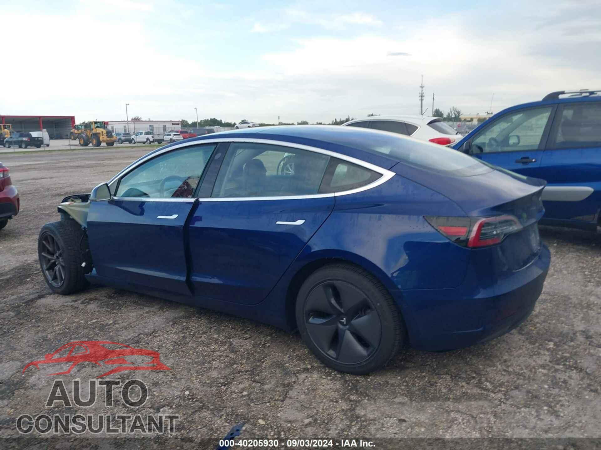 TESLA MODEL 3 2018 - 5YJ3E1EA7JF043405