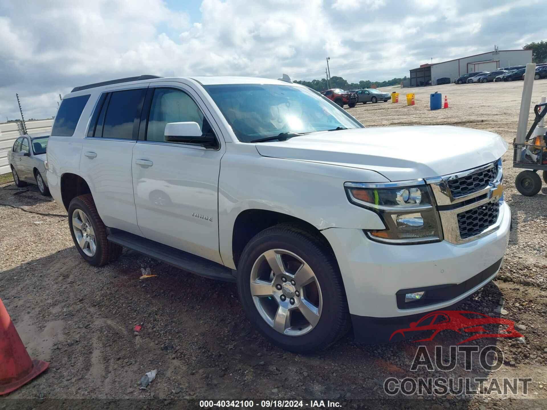 CHEVROLET TAHOE 2017 - 1GNSCBKC5HR238749